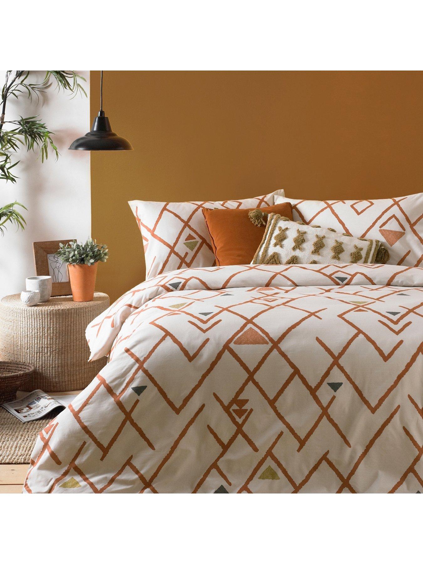 Product photograph of Furn Inka Duvet Cover Set - White from very.co.uk