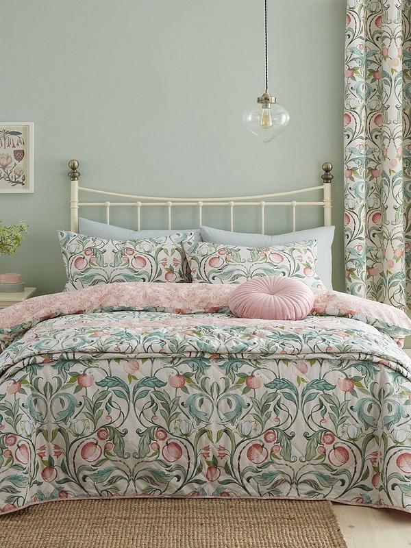 Catherine Lansfield Clarence Floral Duvet Cover Set