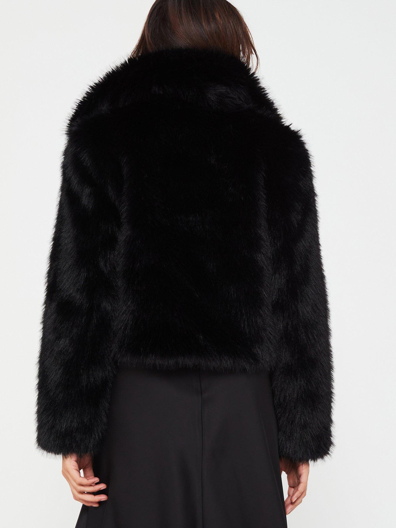 Faux Fur Short Jacket Black