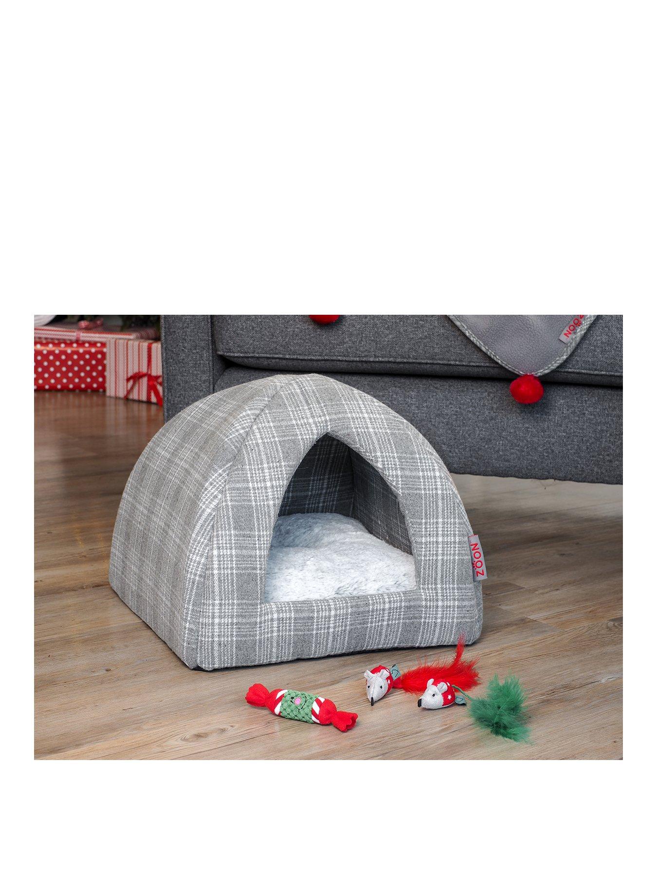 Grey cat hot sale igloo