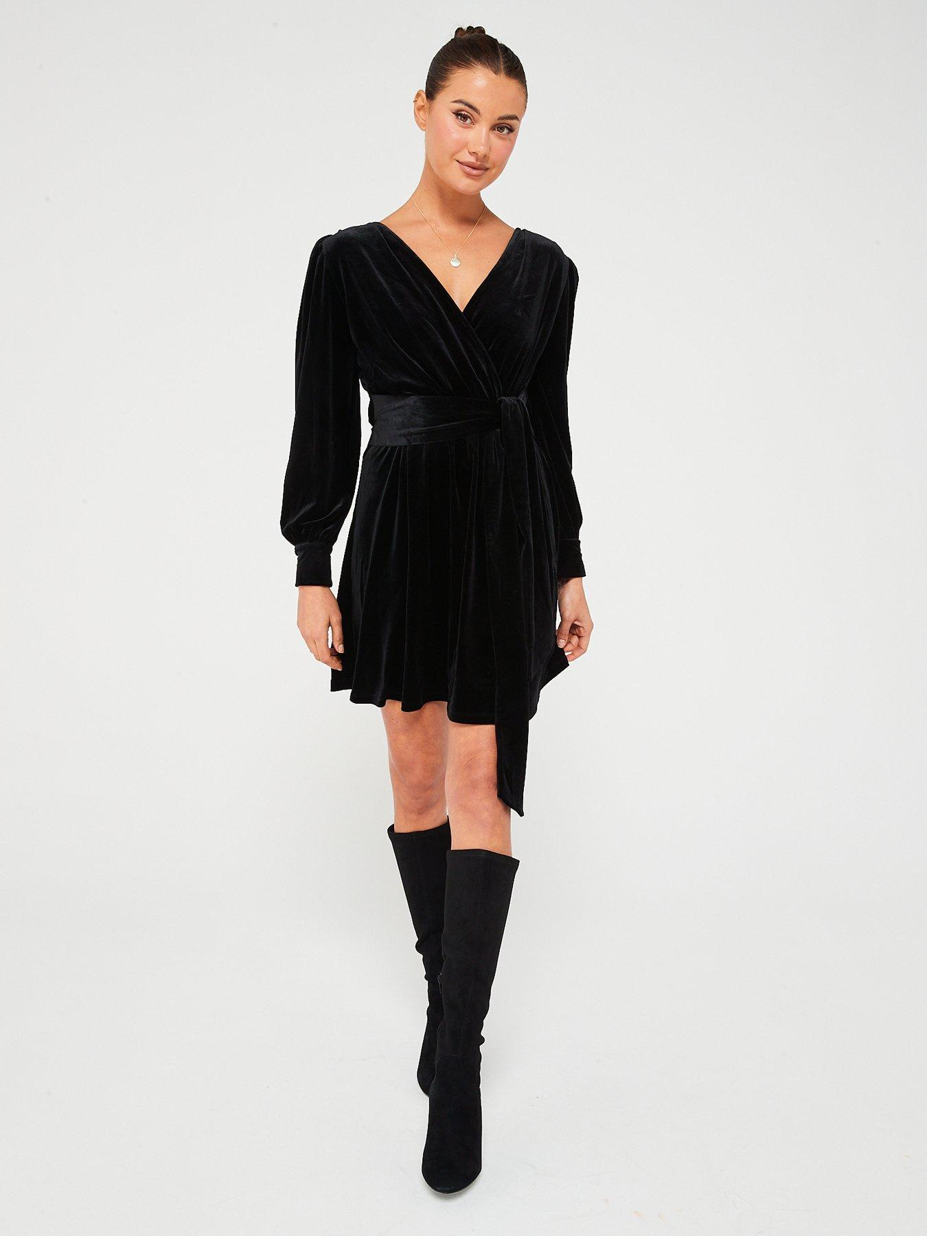 Black v neck dress hotsell with sleeves