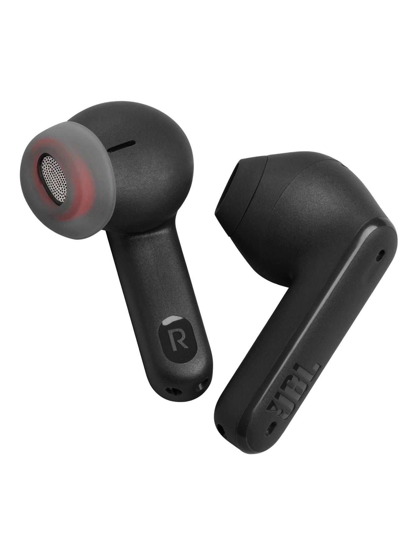 Airpods pro vs jbl tune 220 sale