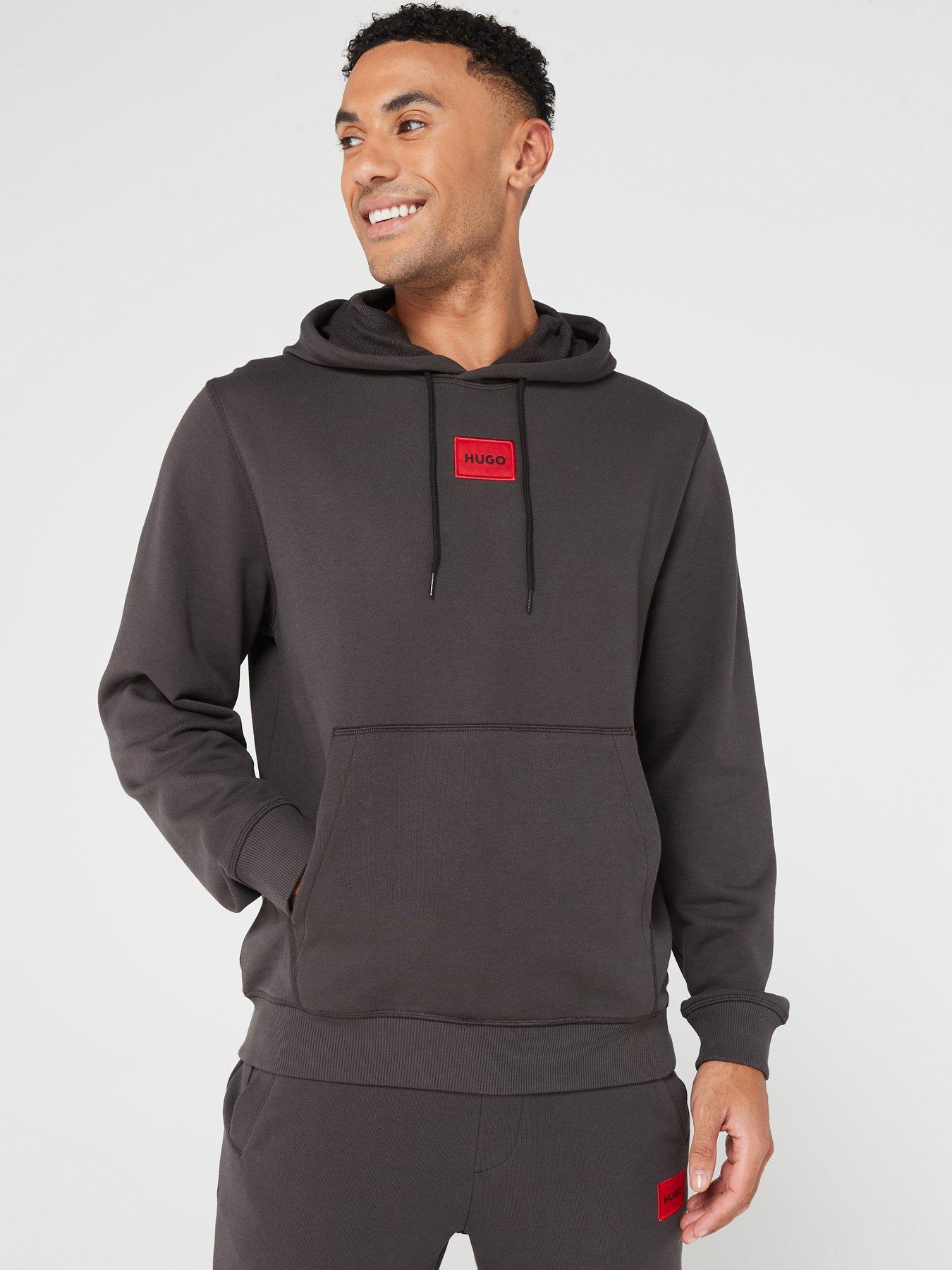 hugo-daratschi214-overhead-hoodie