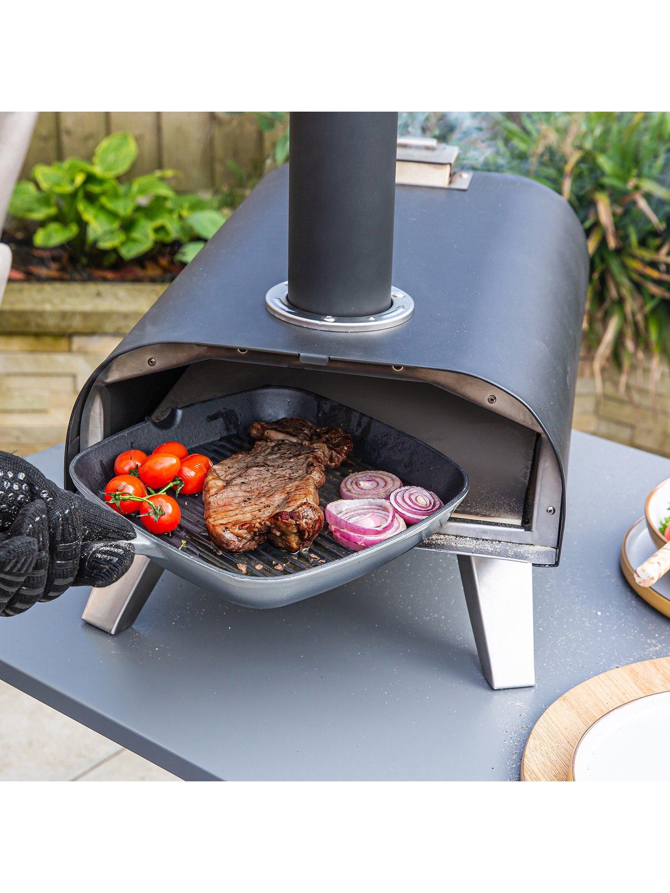 Zanussi Black Painted Wood Pellet Black Pizza Oven With Paddle