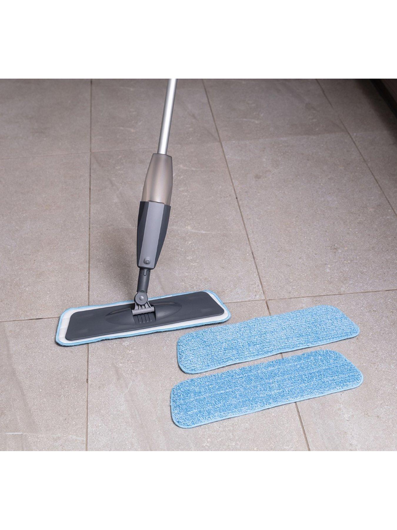 Essential Spray Mop with 2 refills