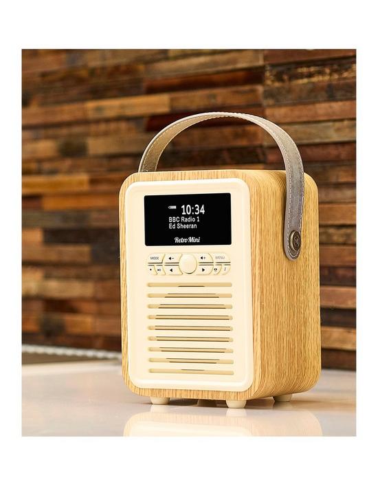 stillFront image of vq-retro-mini-portable-dab-radio-with-bluetooth-oak