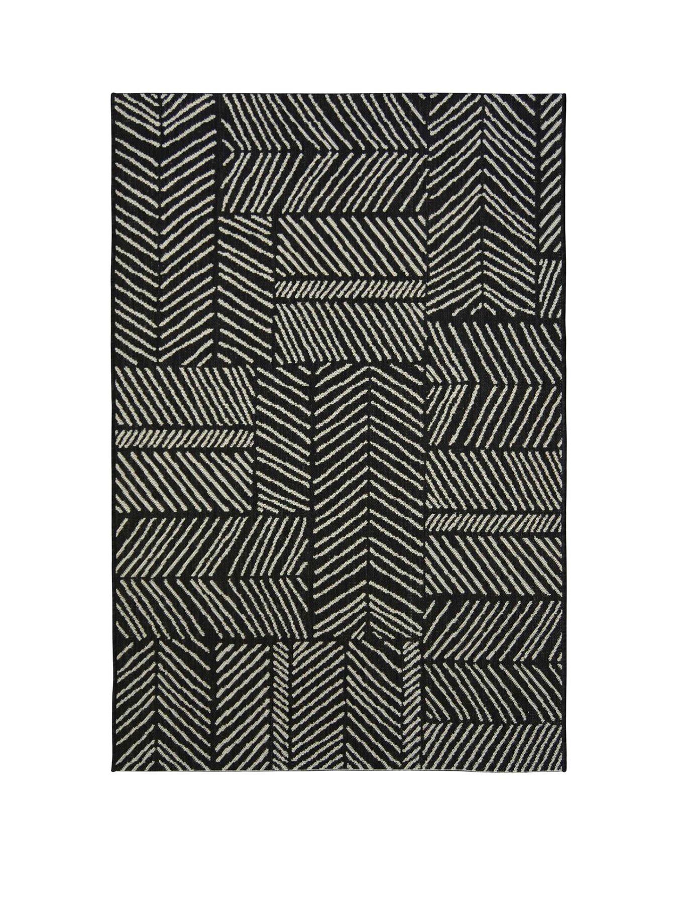 undefined Compass Line Geo Indoor/Outdoor Rug