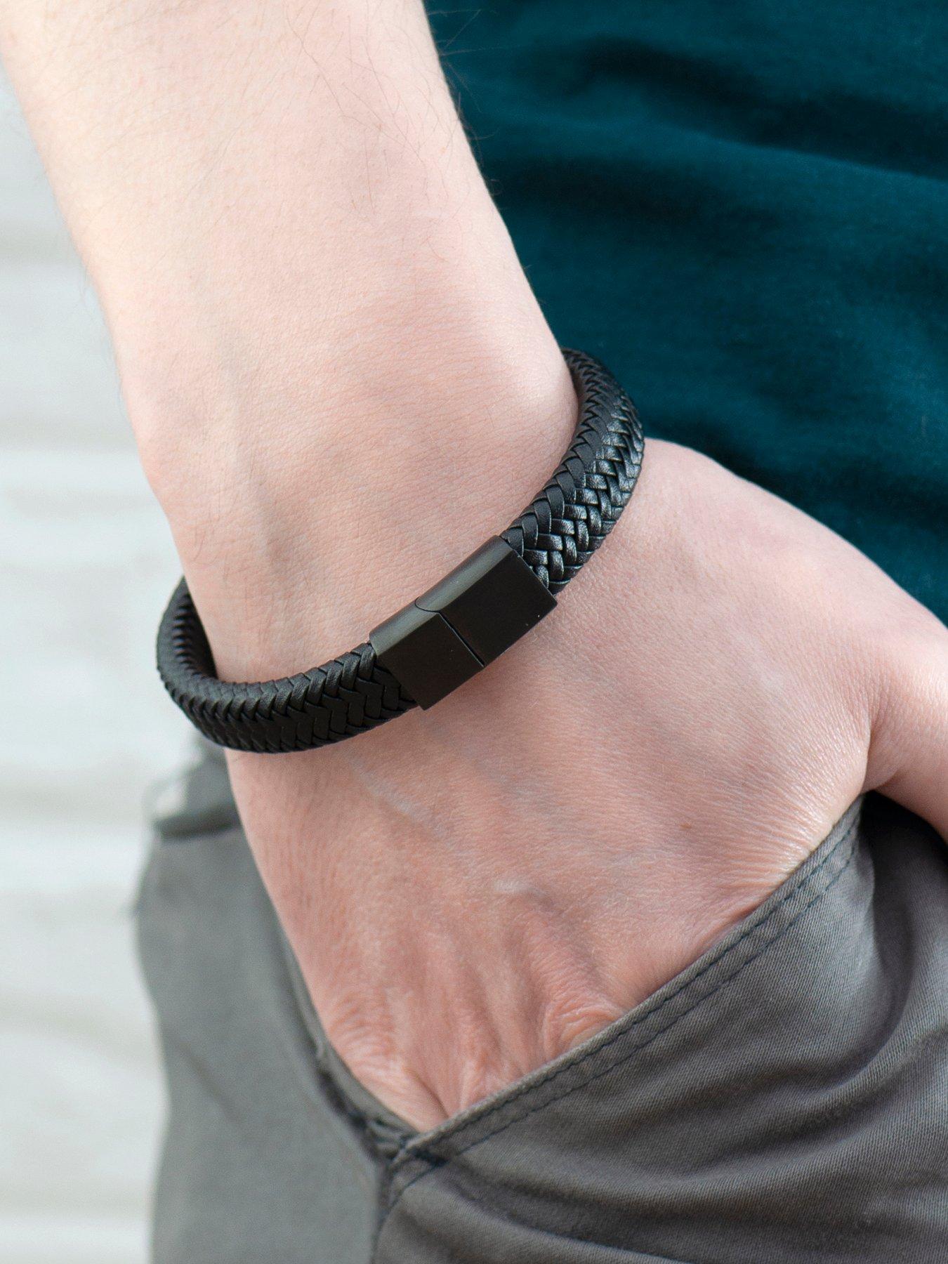 Image 2 of 7 of Treat Republic Personalised Men's Leather Braided Bracelet