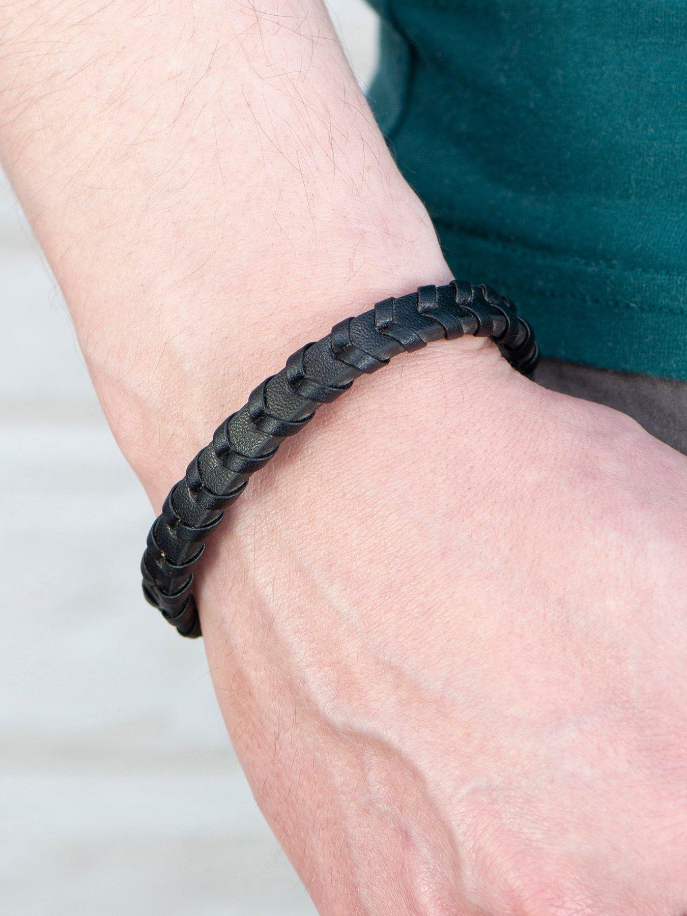 Image 2 of 6 of Treat Republic Personalised Men's Leather Chevron Bracelet