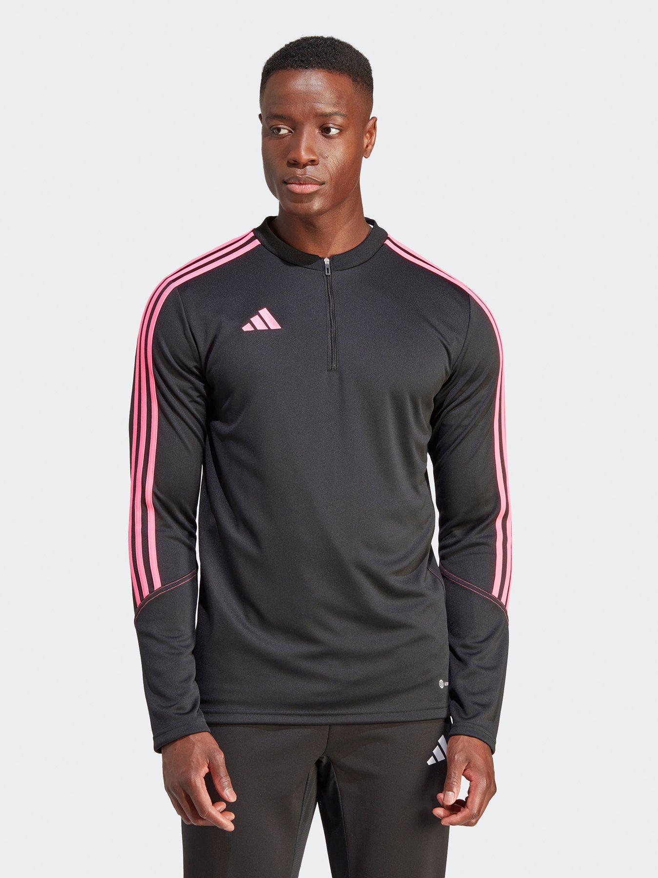 Adidas t cheap shirt black friday