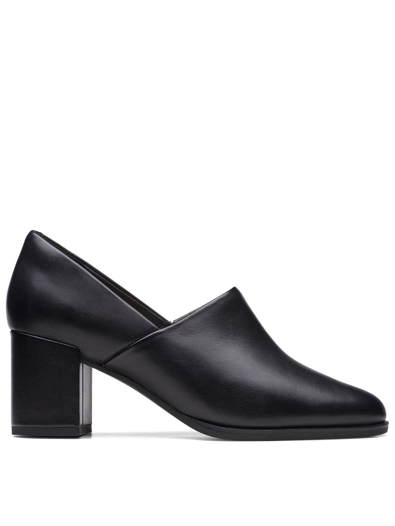 Clarks black patent clearance court shoes