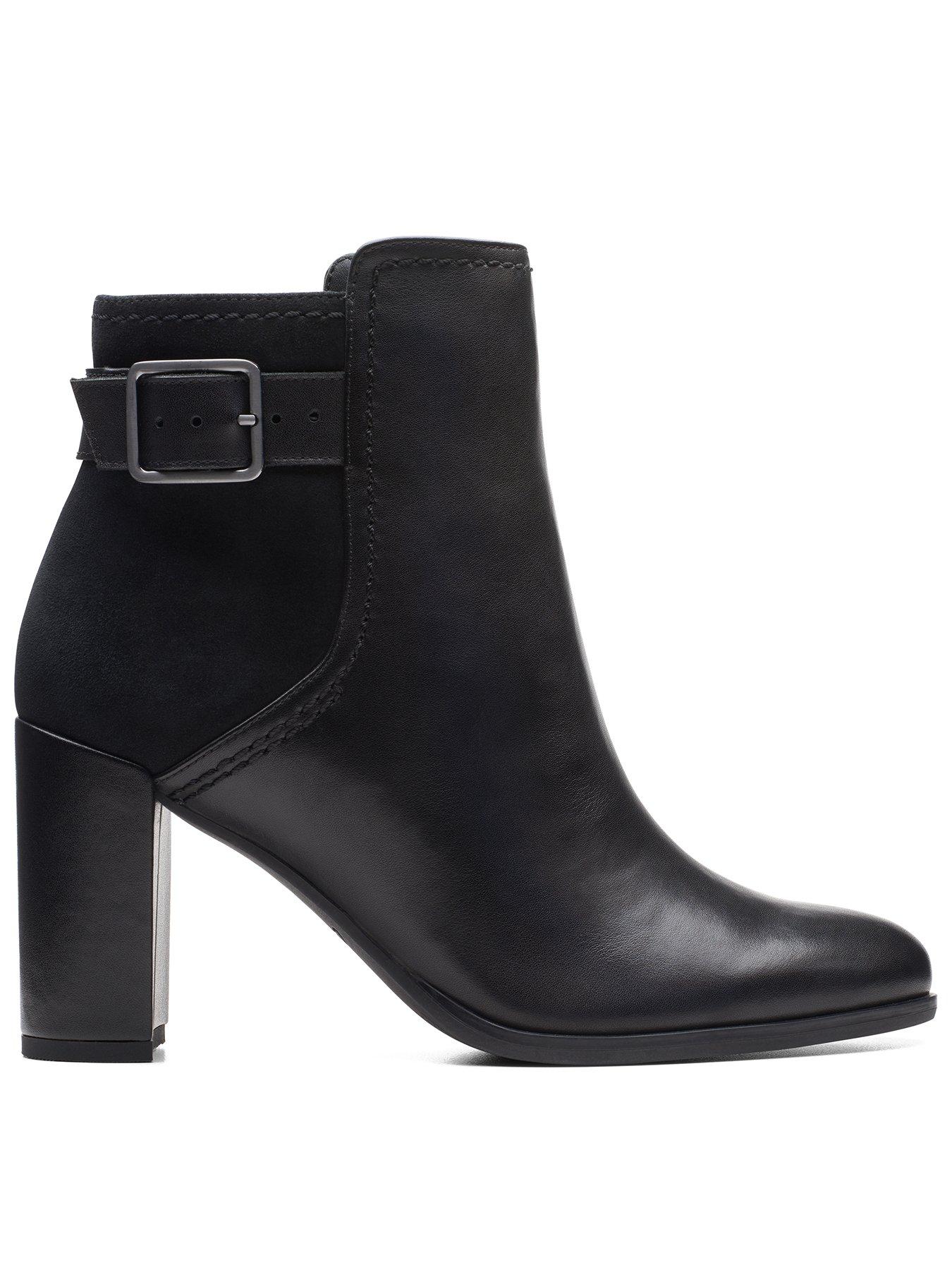undefined Freva85 Buckle Boots - Black Leather