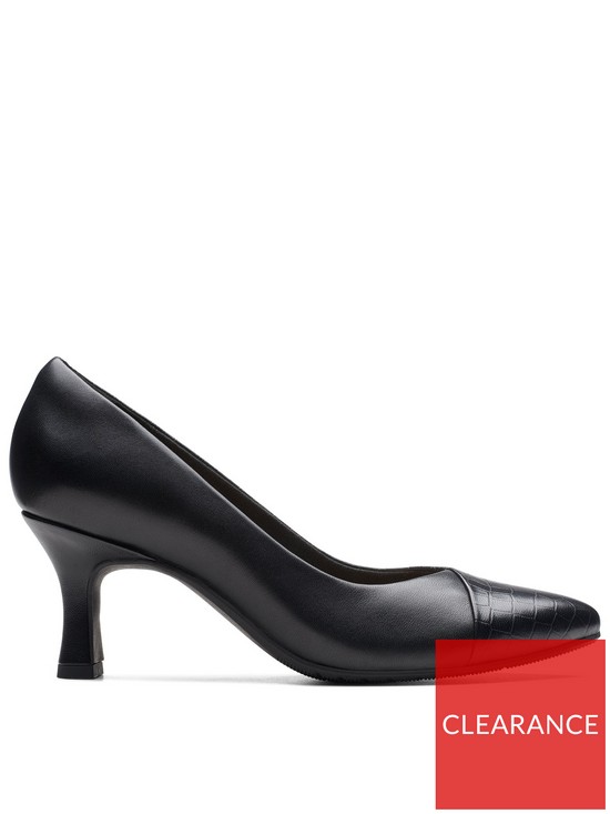 front image of clarks-kataleyna-rose-shoes-black-croc