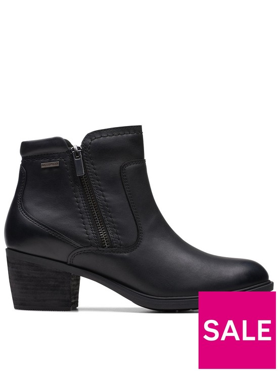 front image of clarks-neva-zip-wp-boots-black-leather