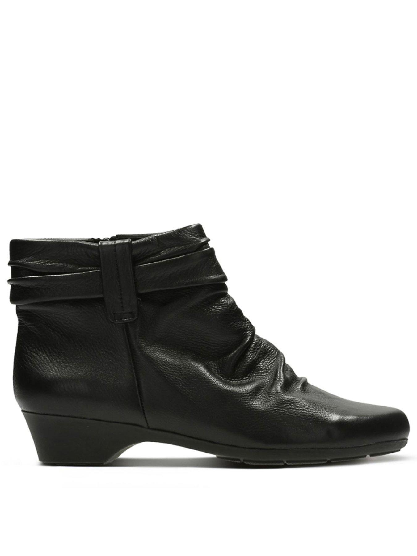 Matron ella hot sale clarks boots