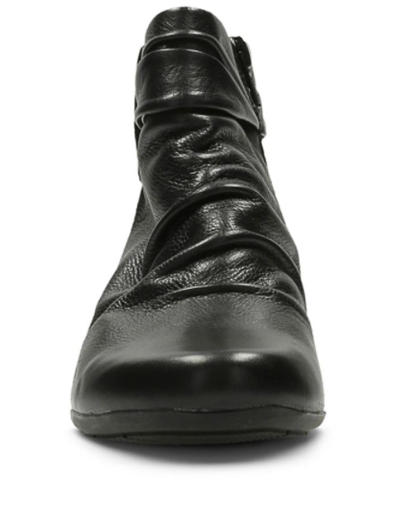 Matron ella 2025 clarks boots