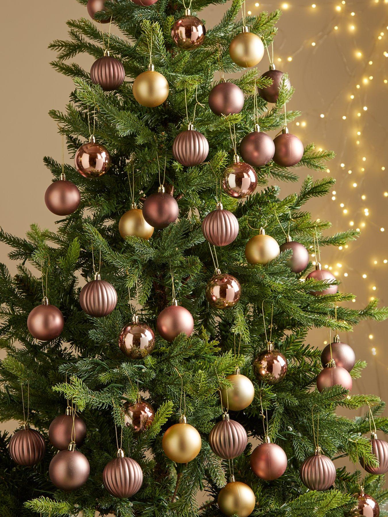 Pack of 50 Noel Christmas Tree Baubles