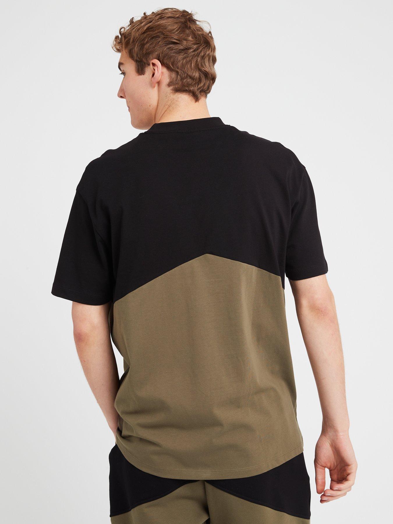 Image 2 of 4 of Armani Exchange Chevron T-Shirt - Black/Khaki&nbsp;