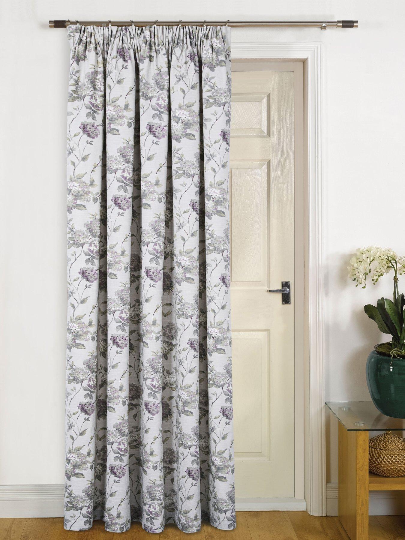 abbeystead-pencil-pleat-single-door-curtain