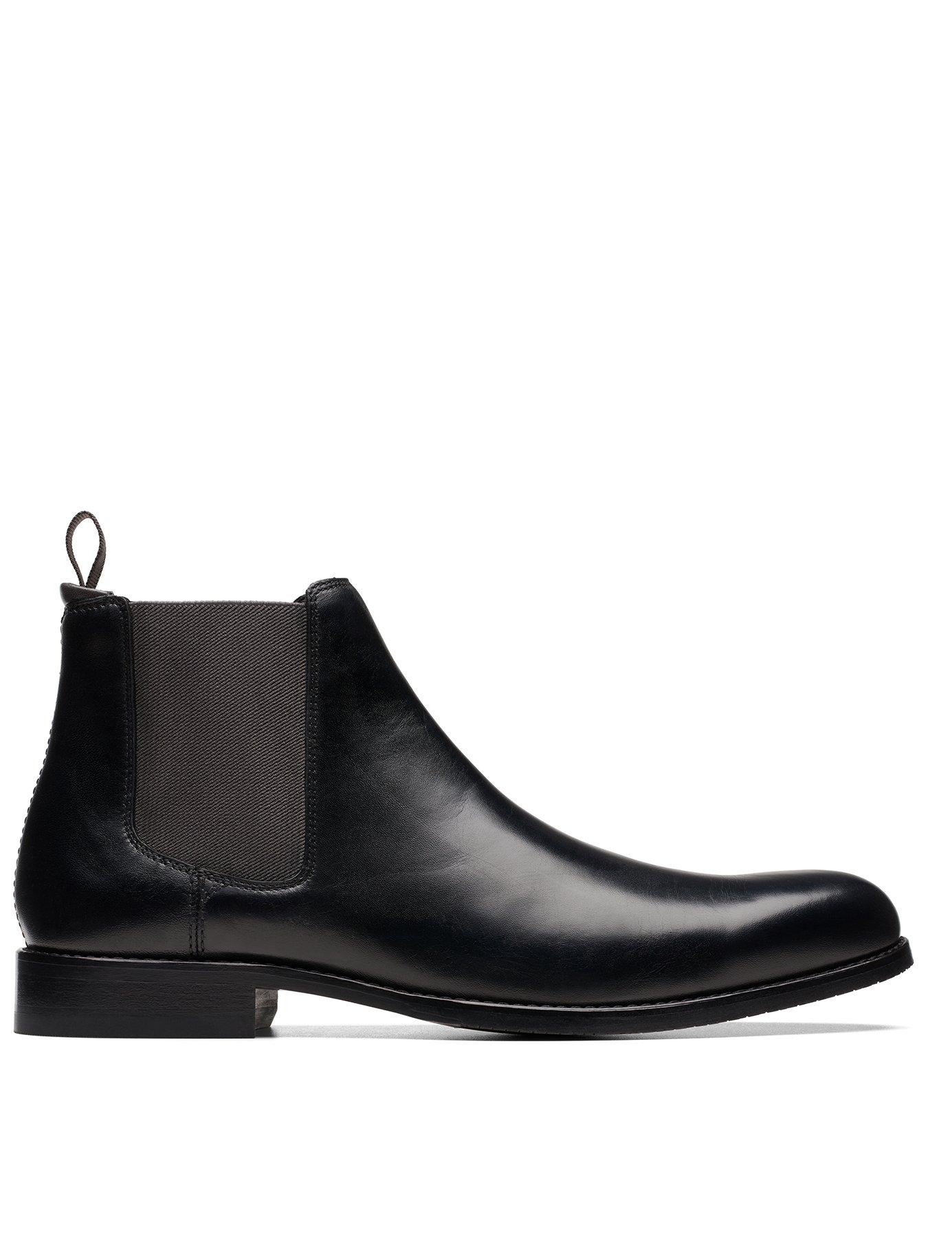 Clarks black leather hot sale chelsea boots