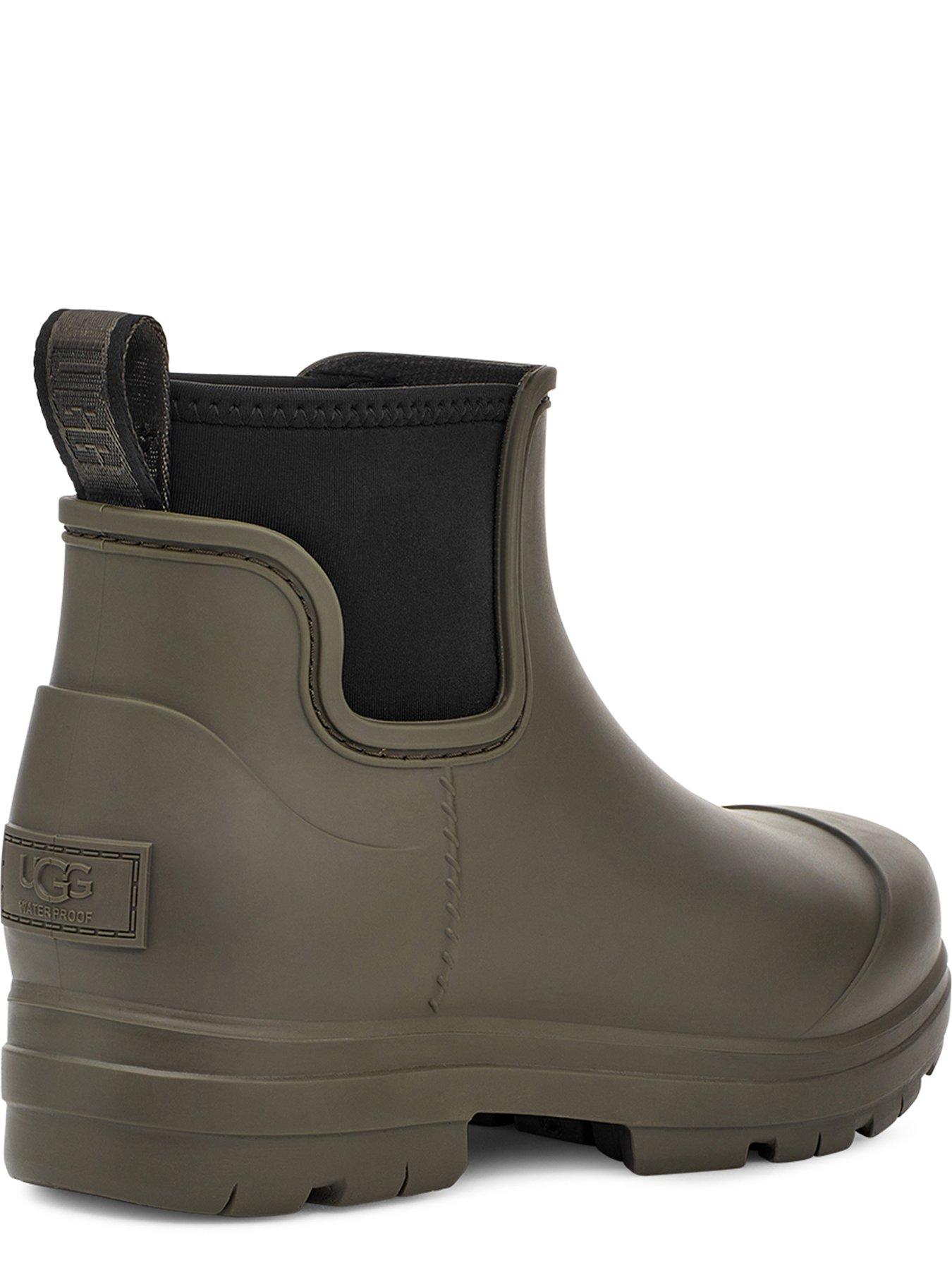 Ugg waterproof short on sale boots