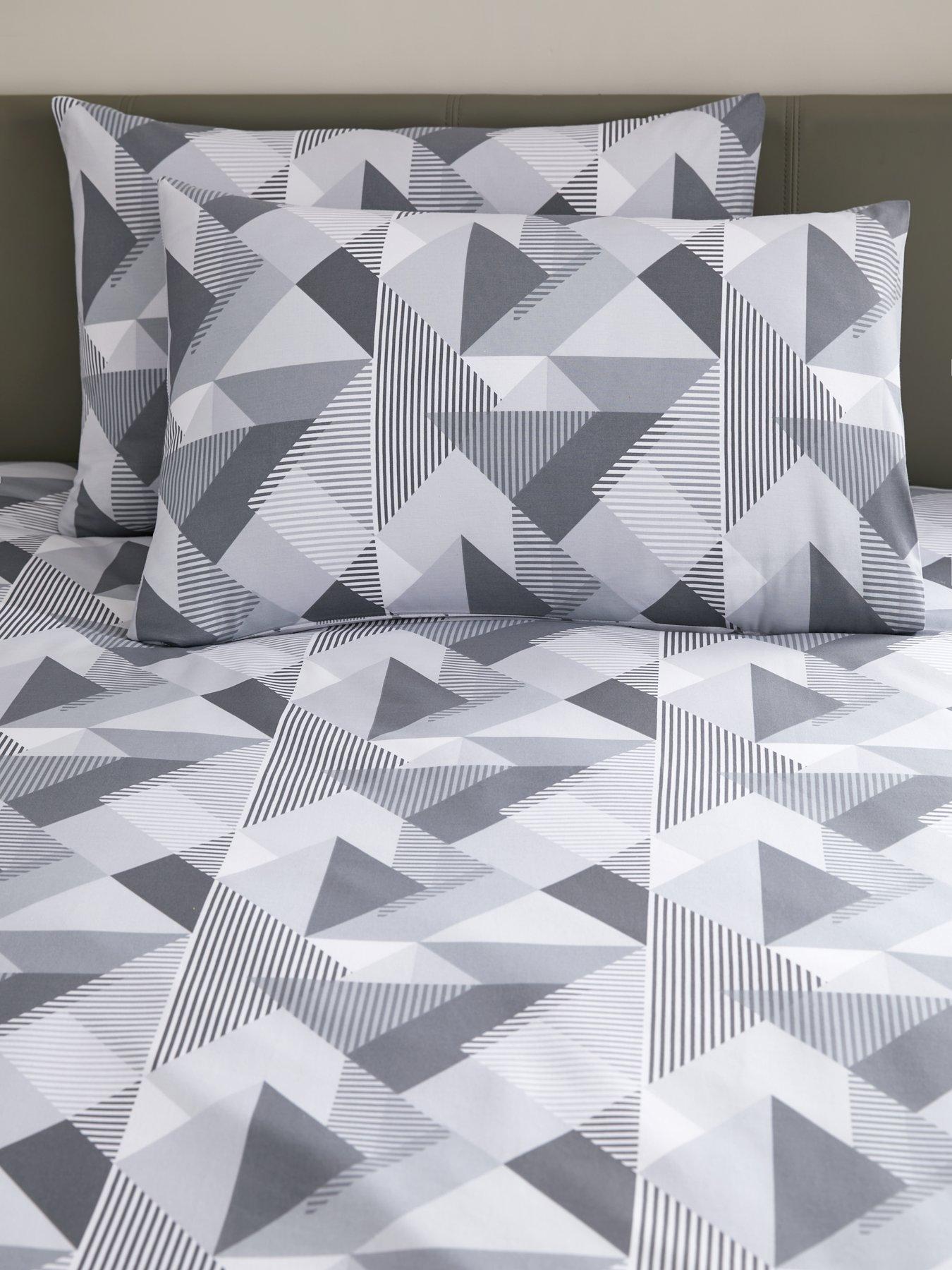 Image 6 of 6 of Everyday Grey Geo Reversible Duvet Cover Set
