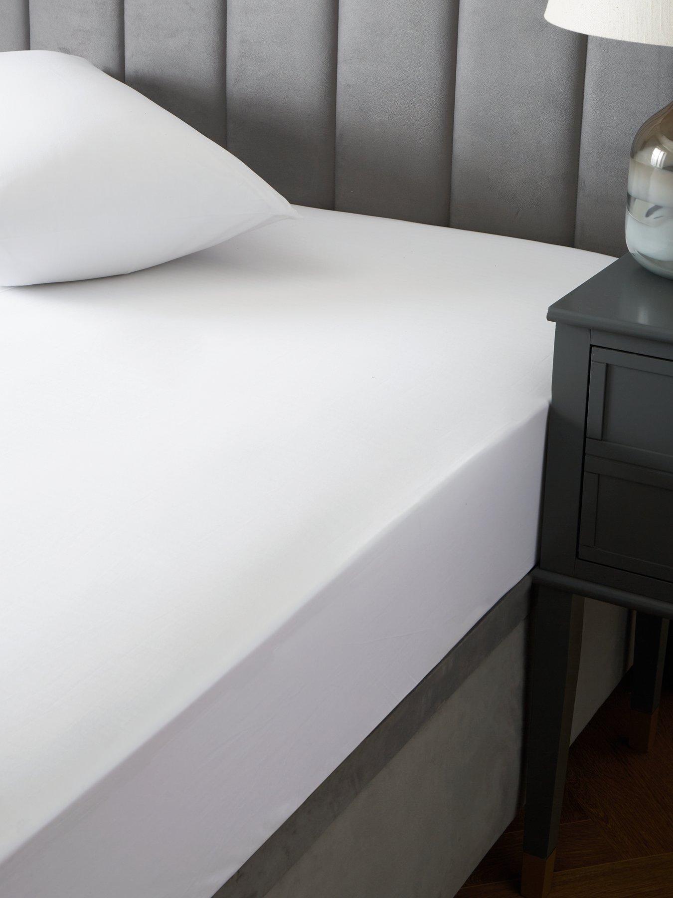 The Very Collection Luxury 400 Thread Count Soft Touch Cotton Sateen 32 cm Extra Deep Fitted Sheet