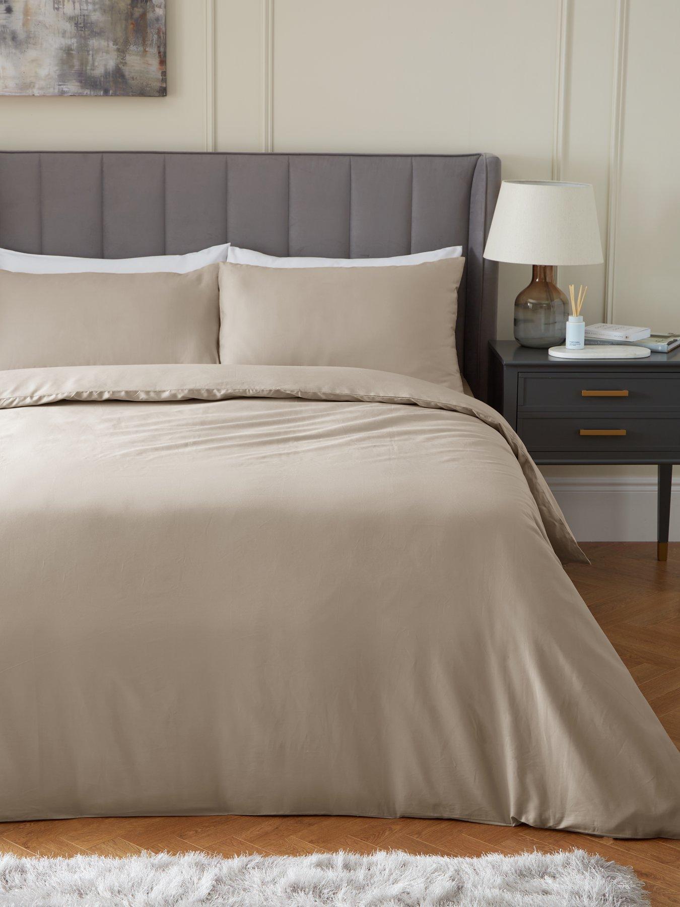 undefined Luxury 400 Thread Count Soft Touch Cotton Sateen Duvet Cover Set