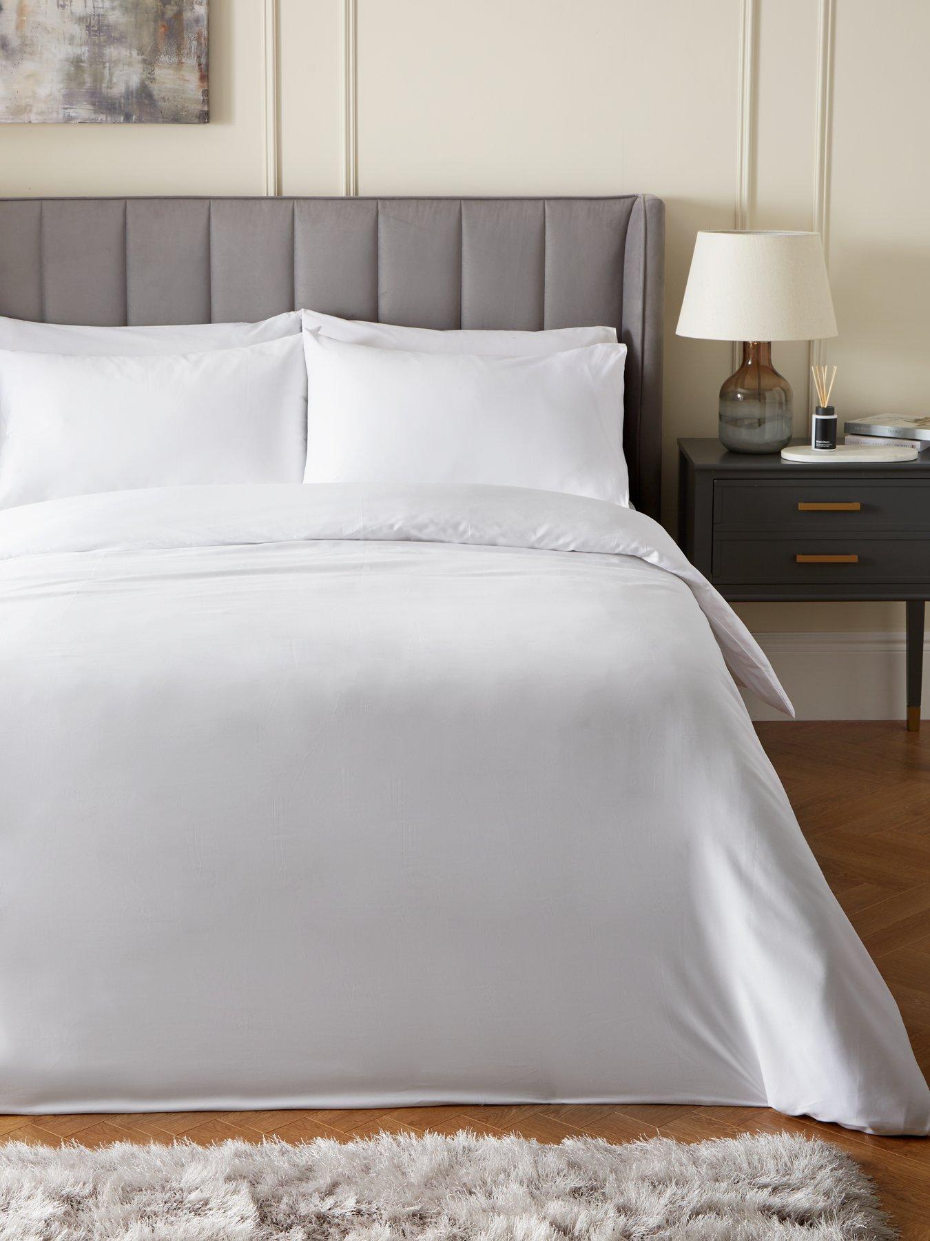 undefined Luxury 400 Thread Count Soft Touch Cotton Sateen Duvet Cover Set