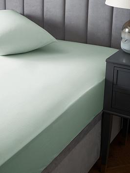 Product photograph of Very Home Luxury 400 Thread Count Soft Touch Cotton Sateen 32 Cm Extra Deep Fitted Sheet from very.co.uk