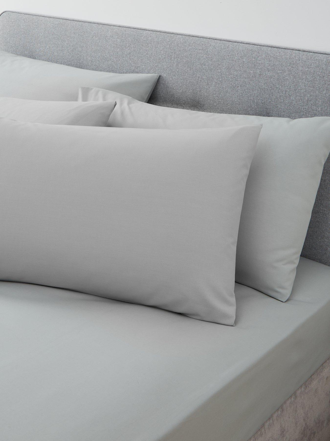 The Very Collection Pack of Four Easy Care Polycotton Count Standard Pillowcases