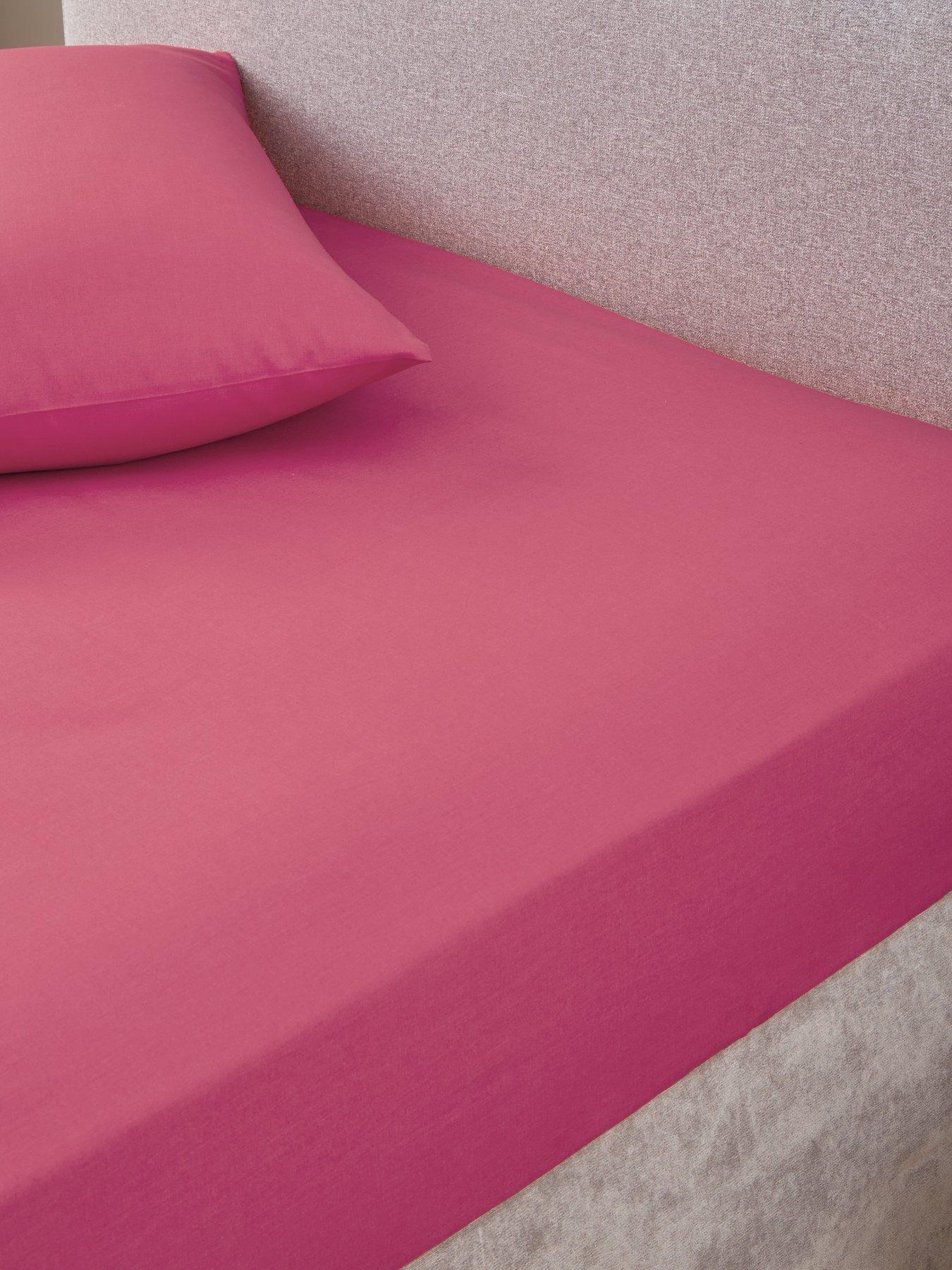 Image 1 of 4 of Very Home Easy Care Polycotton&nbsp;Extra Deep 32 cm Fitted Sheet