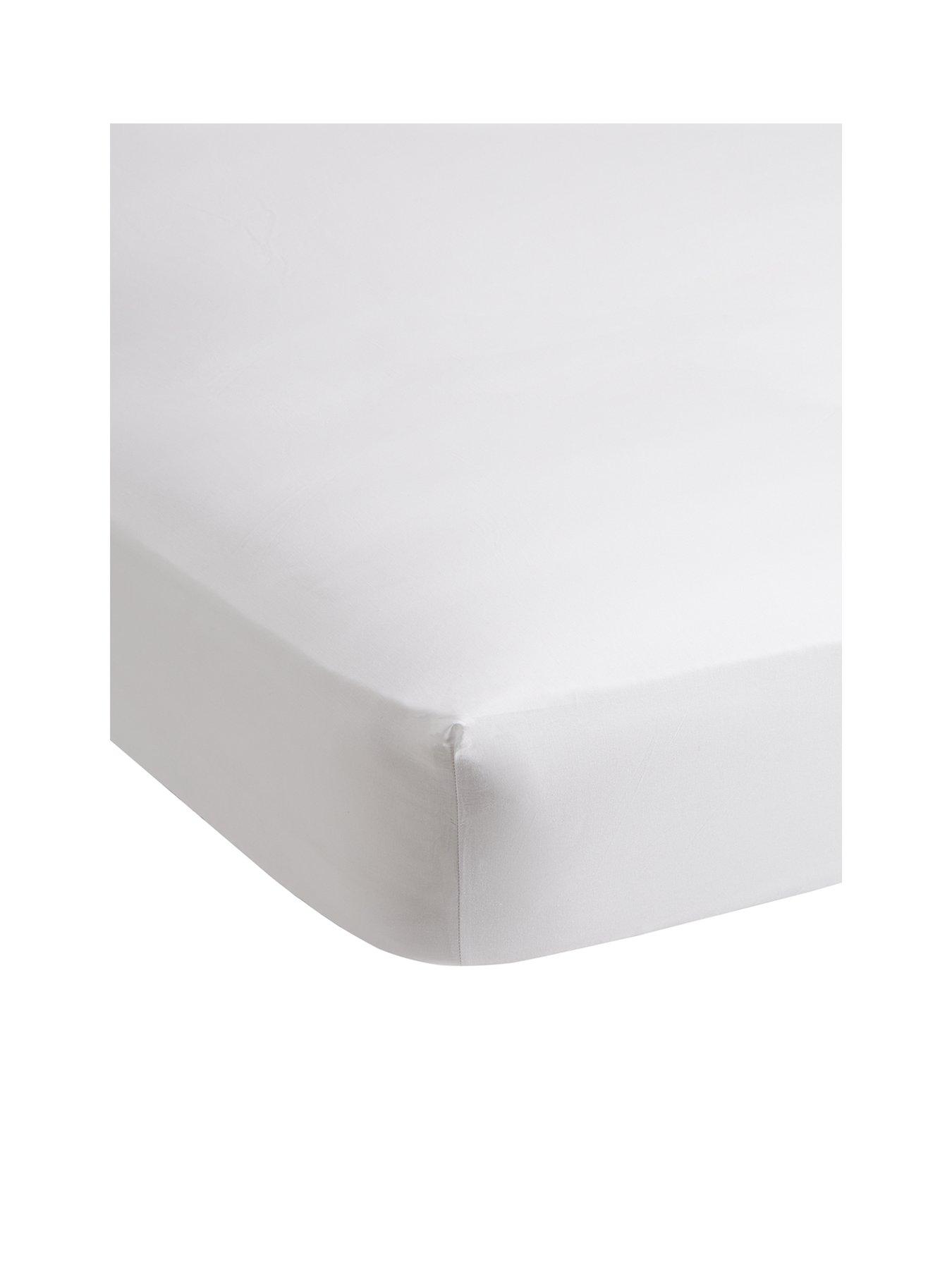 Image 2 of 4 of Very Home Easy Care Polycotton&nbsp;Extra Deep 32 cm Fitted Sheet