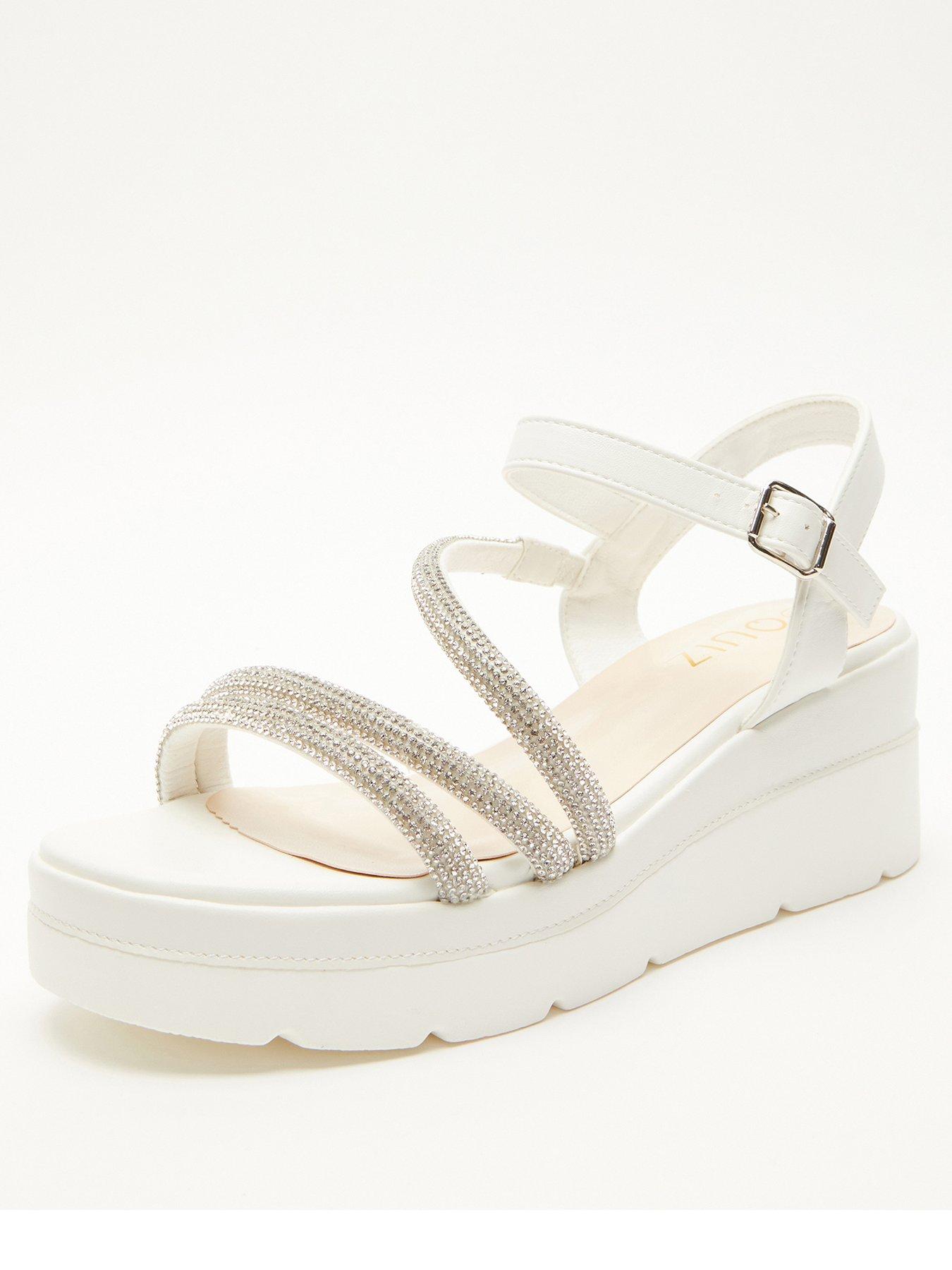 Quiz clearance white wedges