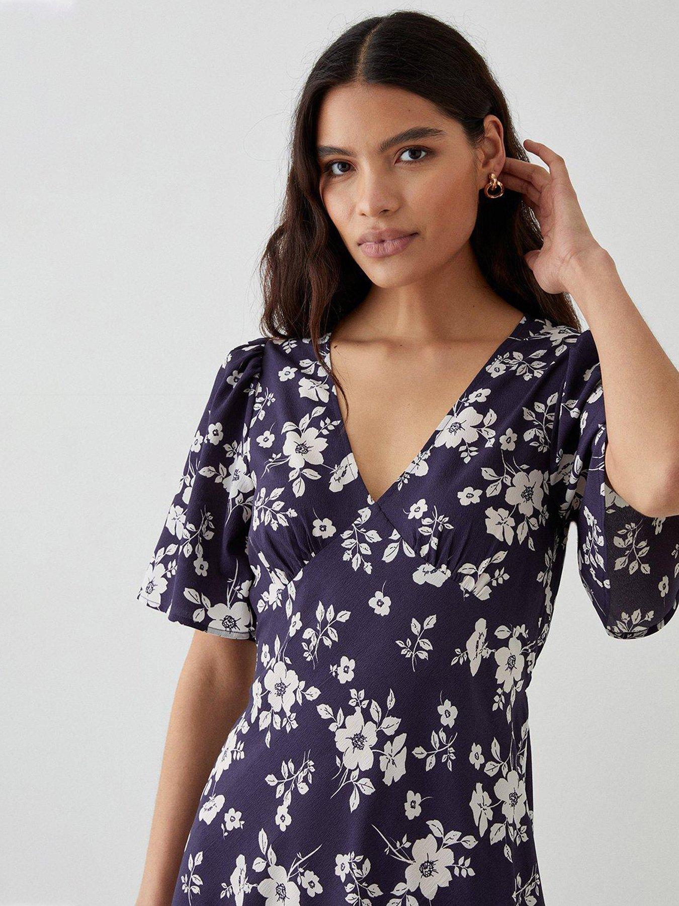 Dorothy perkins outlet navy floral dress