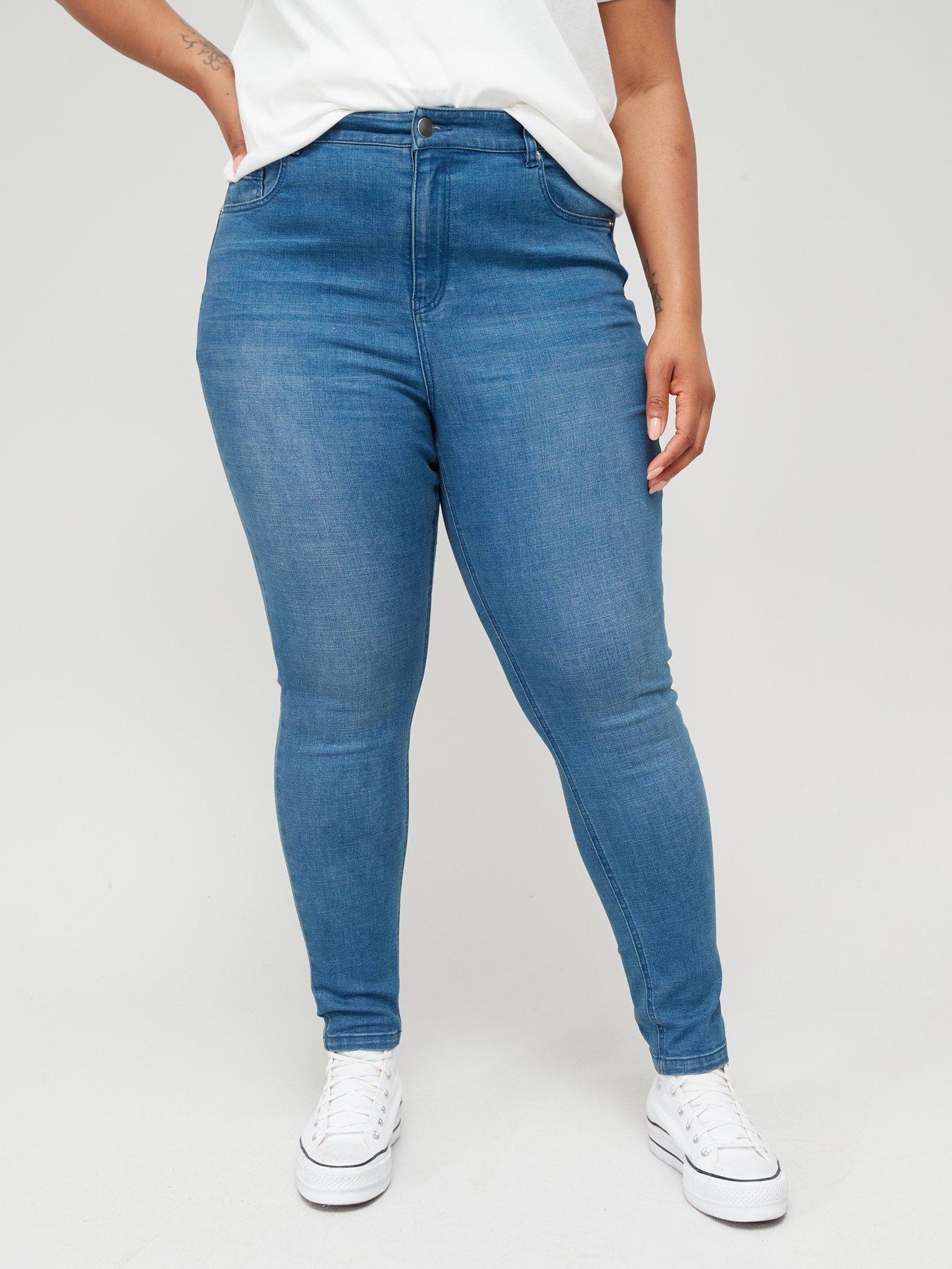 Boohoo Plus high waisted mom jeans in mid wash blue