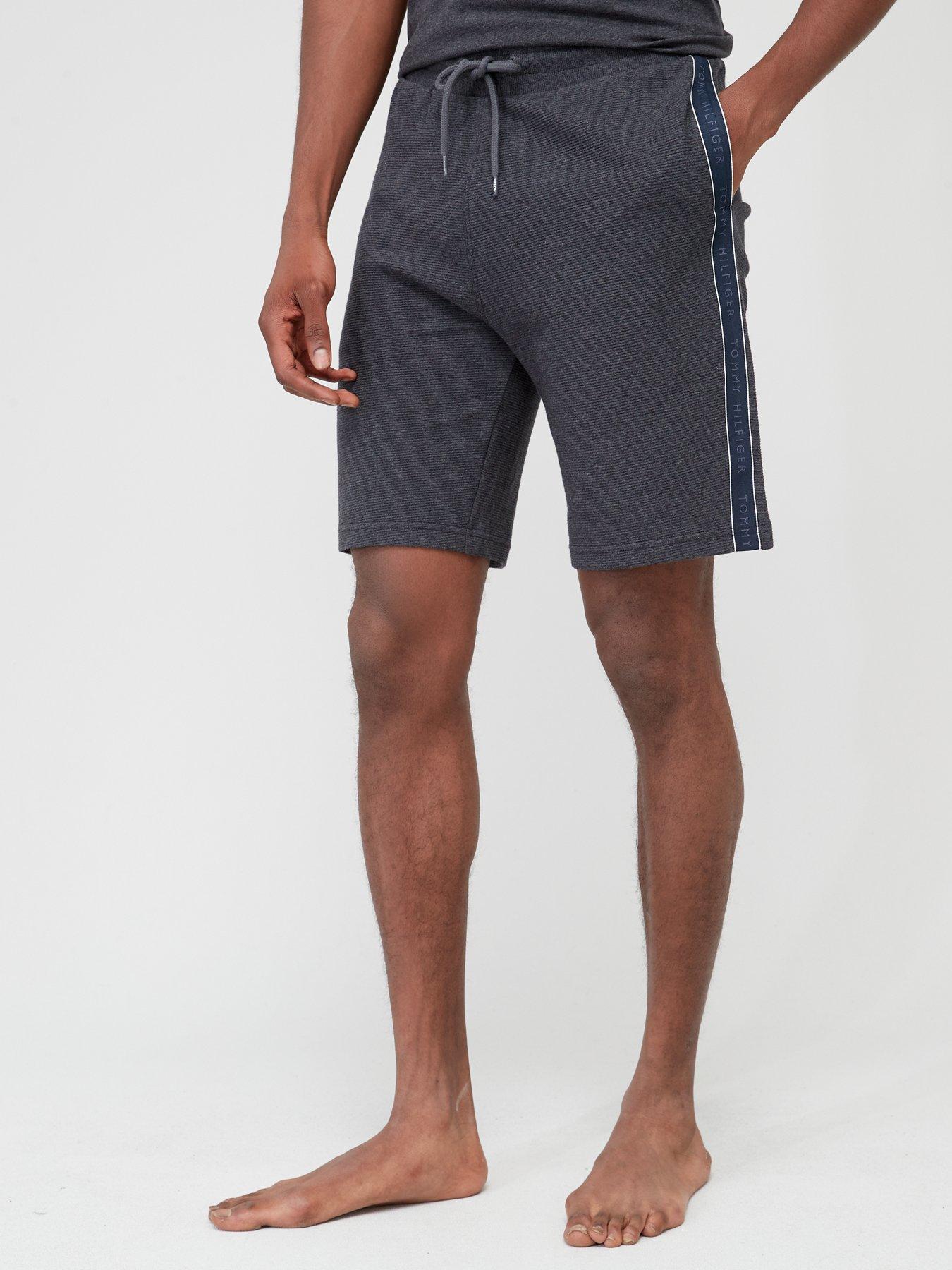 Tommy hilfiger deals mens shorts uk