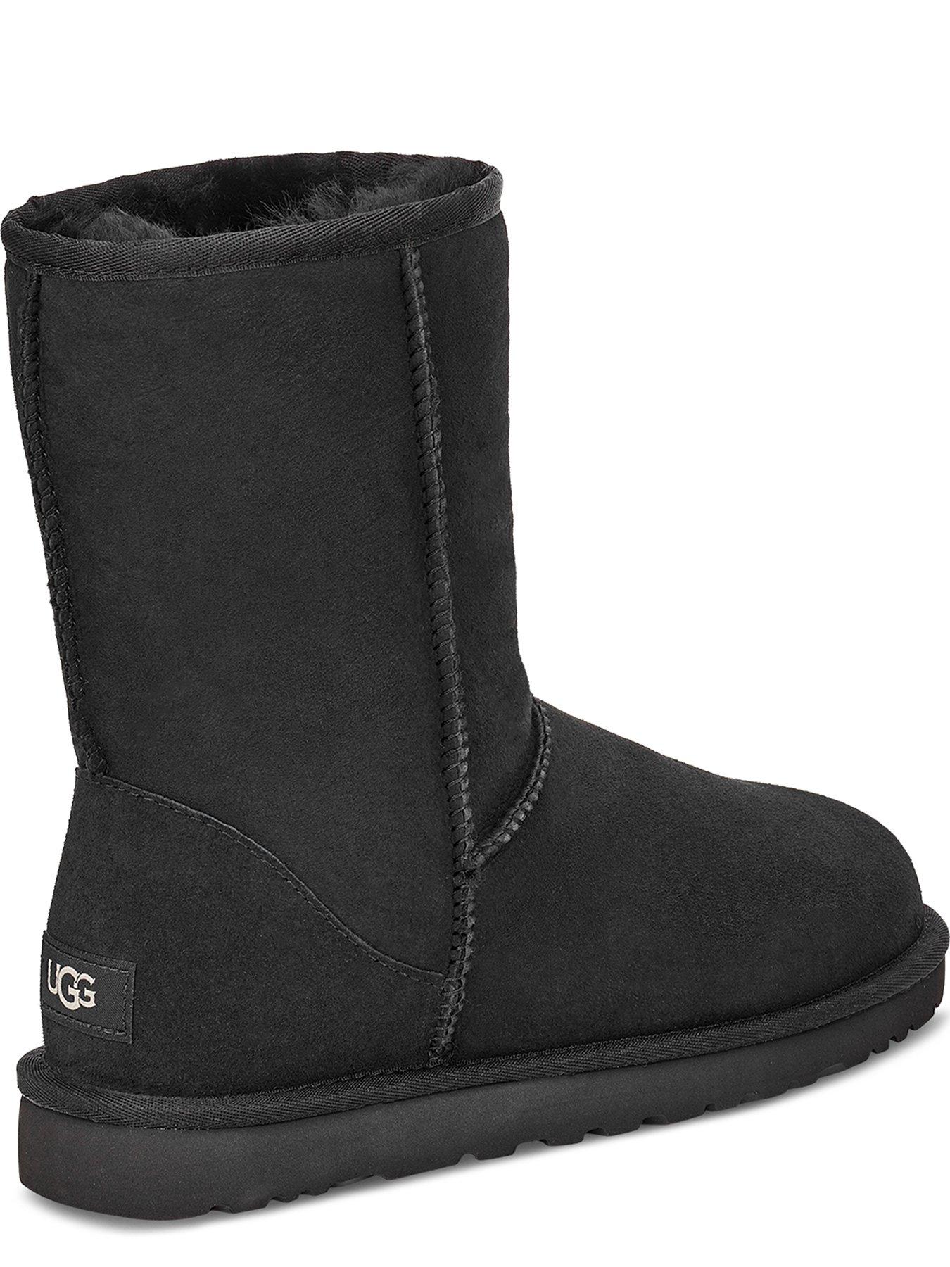 UGG Men s Classic Short Boots Black Very