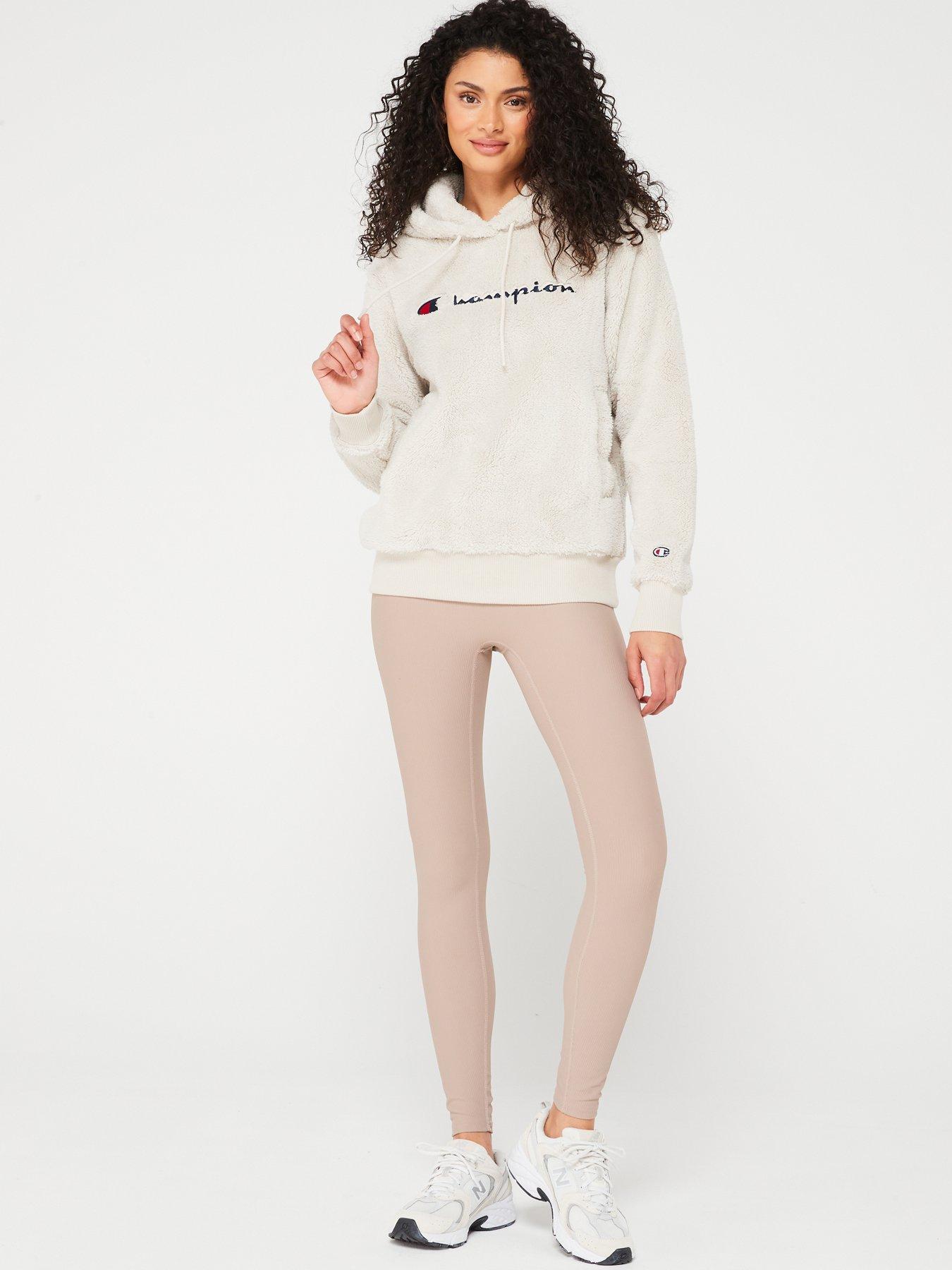 Champion sweater cream on sale sneakers