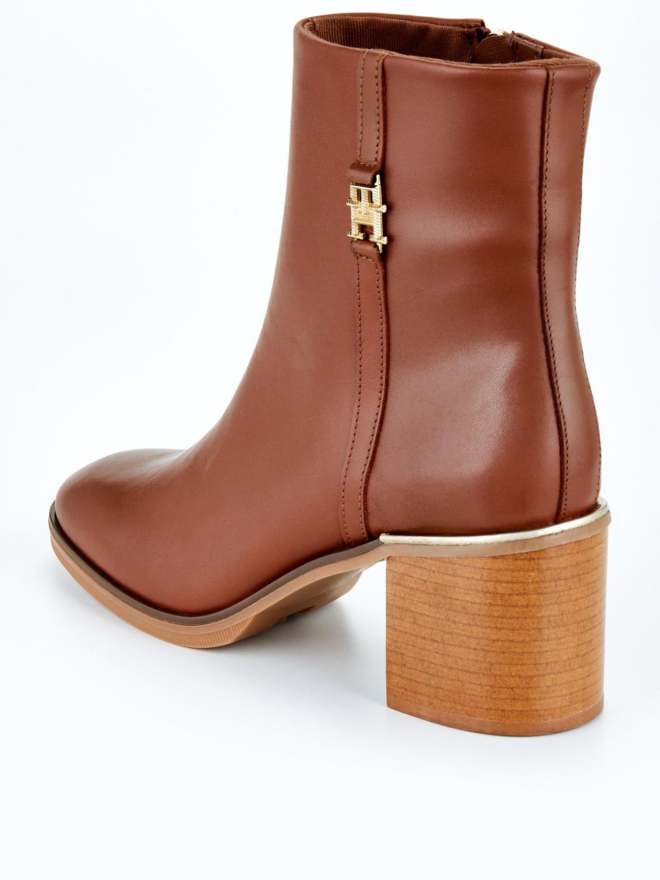 Tommy hilfiger hot sale boots 218