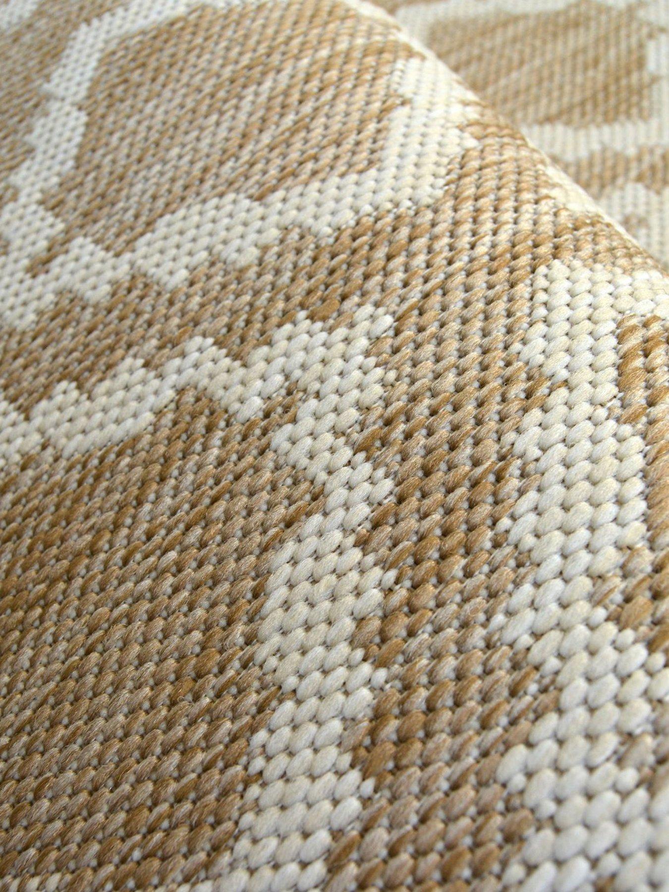 Image 3 of 6 of The Very Collection Kamina Flatweave Circle Rug