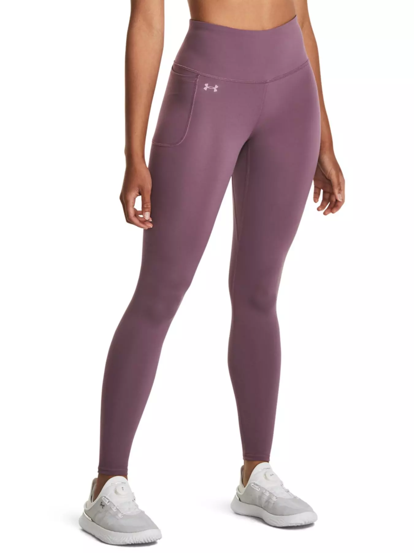 Under Armour's Meridian Leggings Are at the Top of Our Christmas