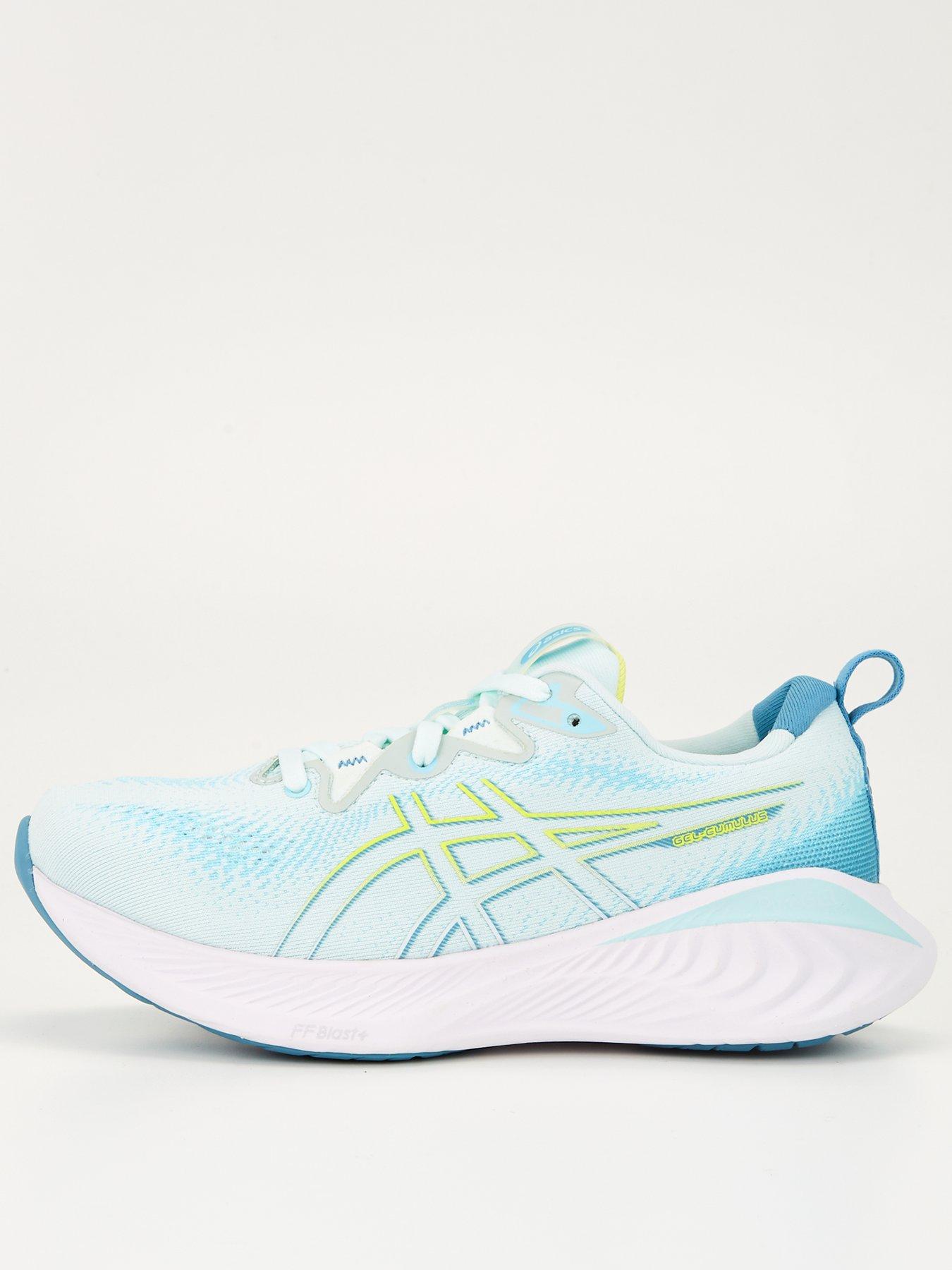 Asics lightweight deals trainers