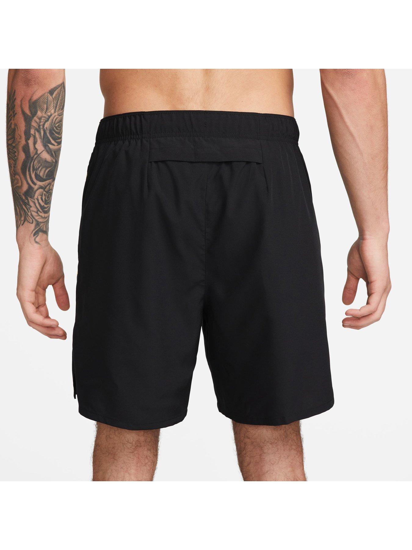 Running swoosh print 7 inch challenger shorts in black store