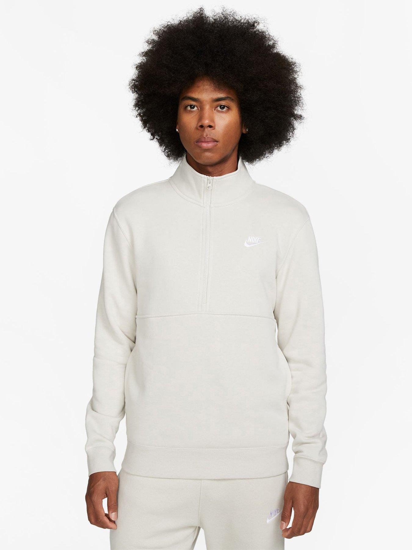 Nike club hotsell half zip