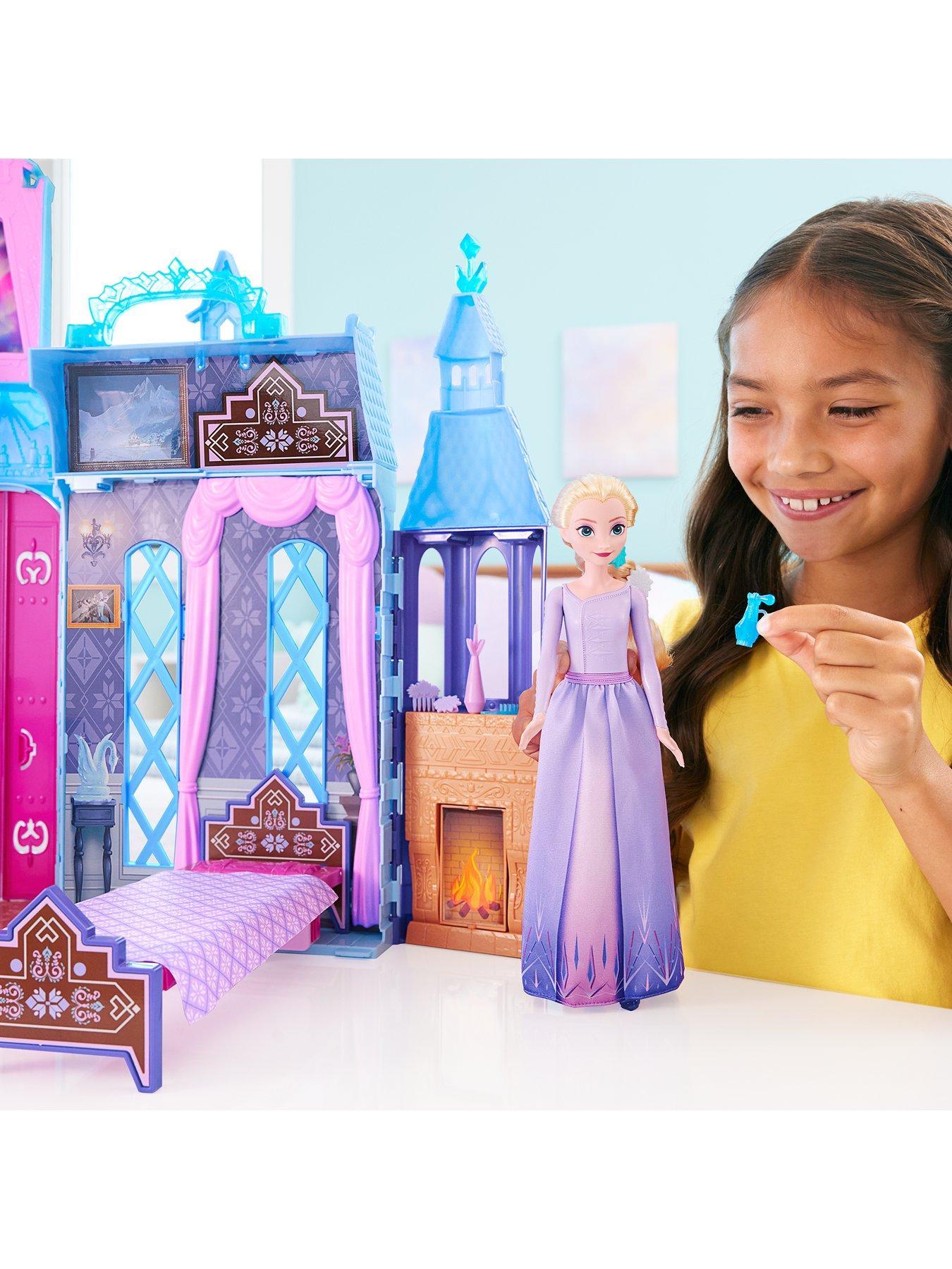  Disney Frozen Fold and Go Arendelle Castle Playset