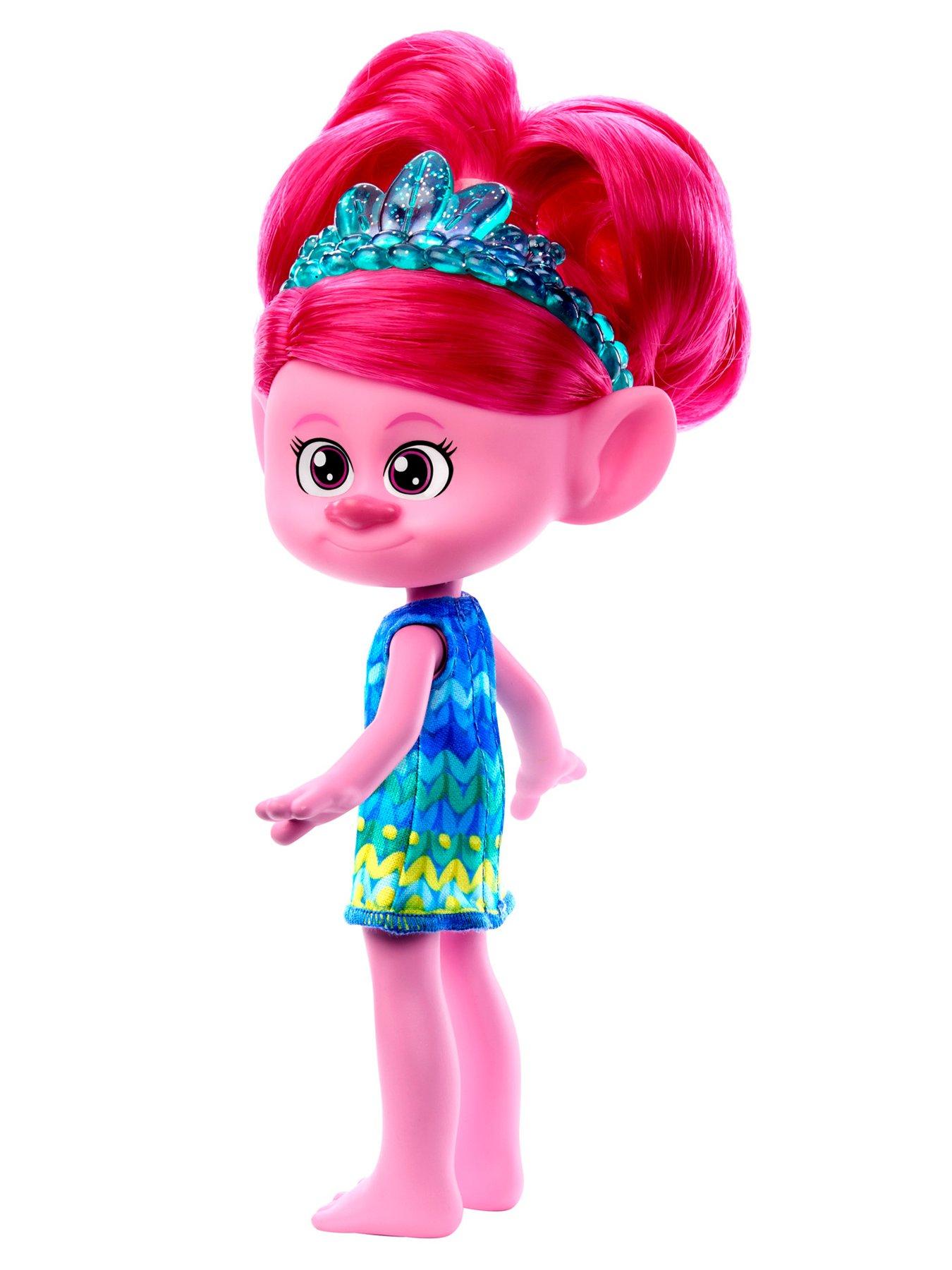 DreamWorks Trolls Band Together Trendsettin’ Queen Poppy Fashion Doll ...