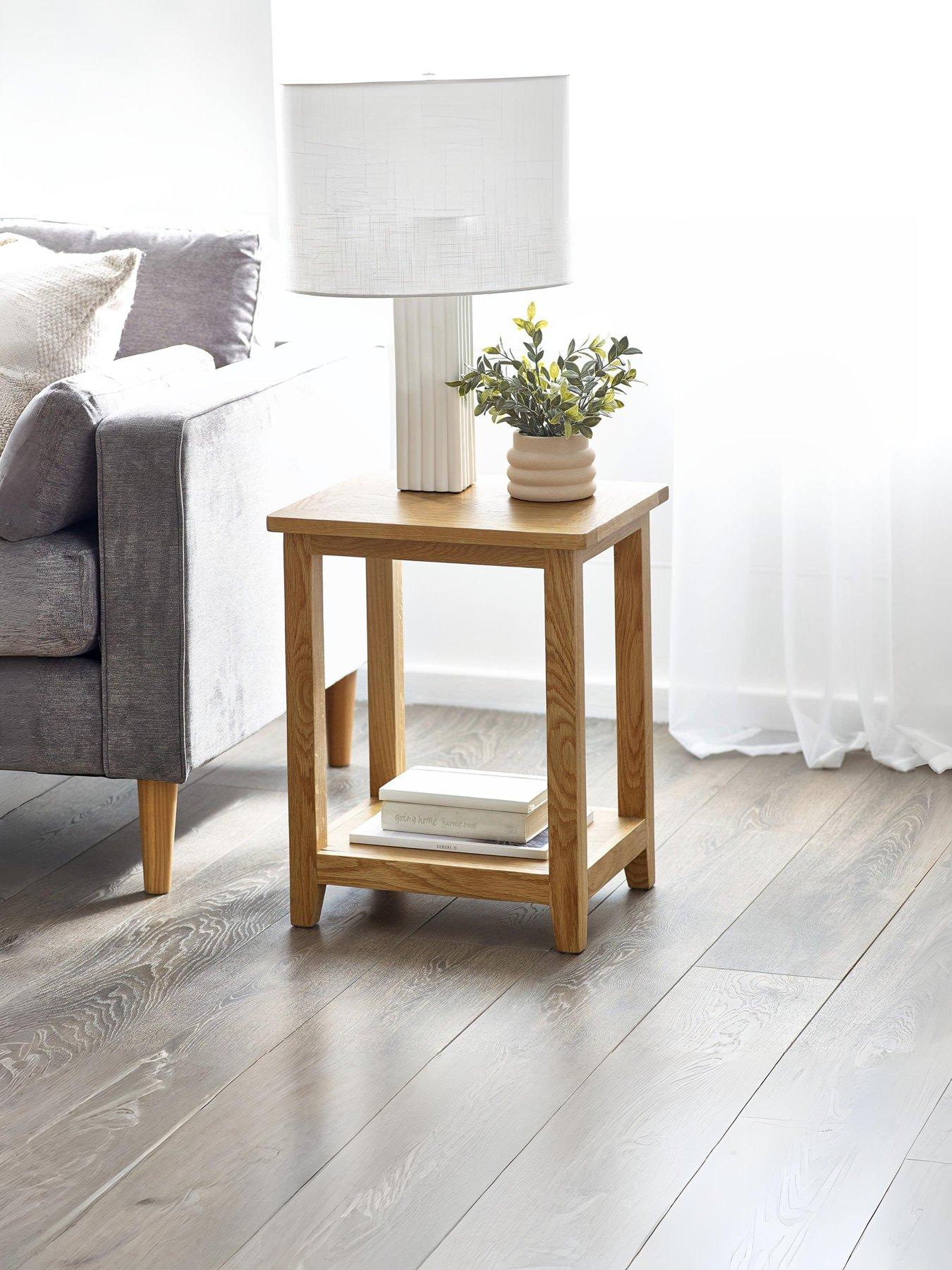 Julian Bowen Mallory Ready Assembled Solid Oak/Oak Veneer Lamp Table