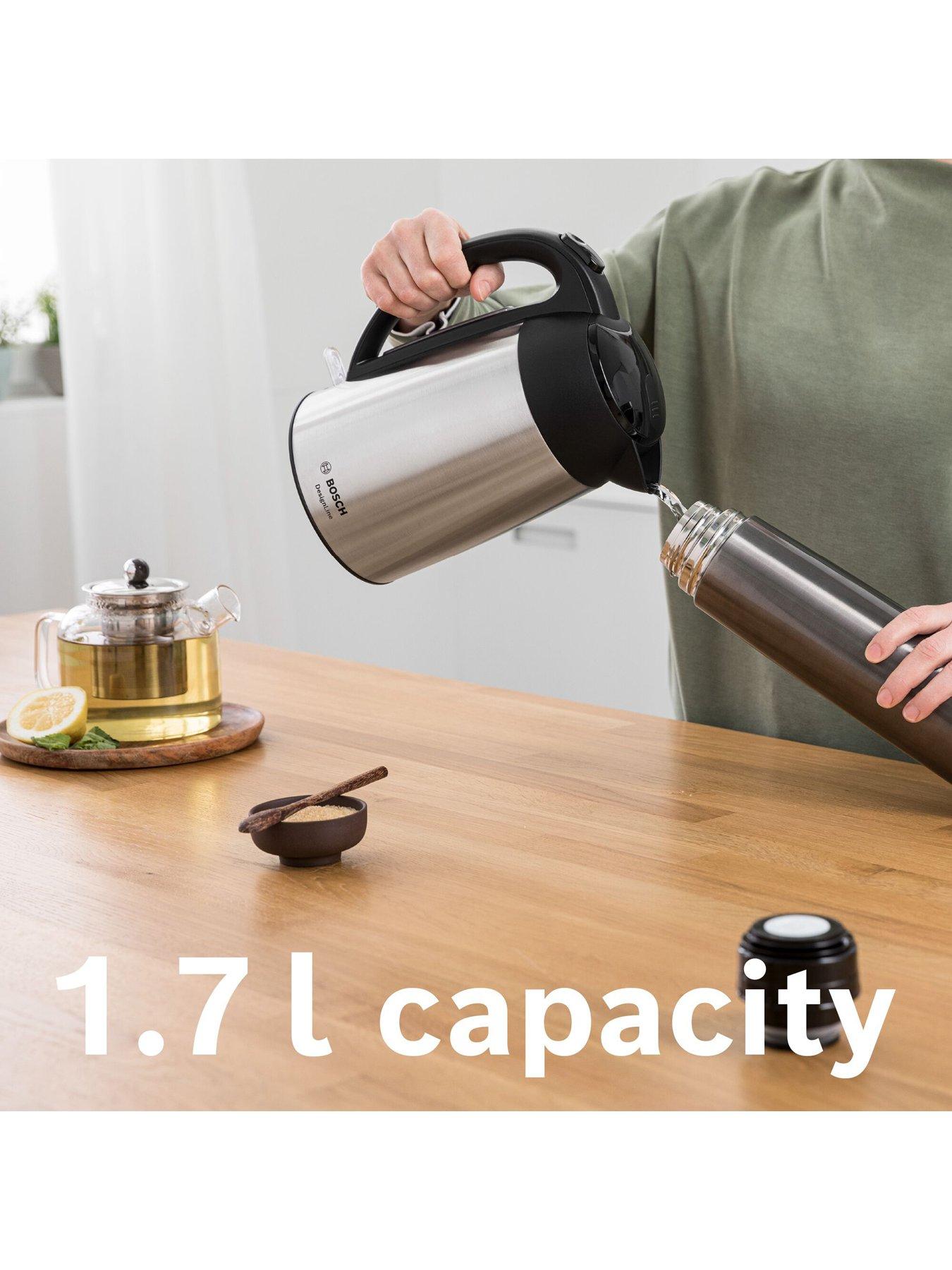 Bosch DesignLine TWK3P420GB Bollitore Elettrico In Acciaio Inox, 1,7 L, 3000 W - Argento E Nero, Base A 360°
