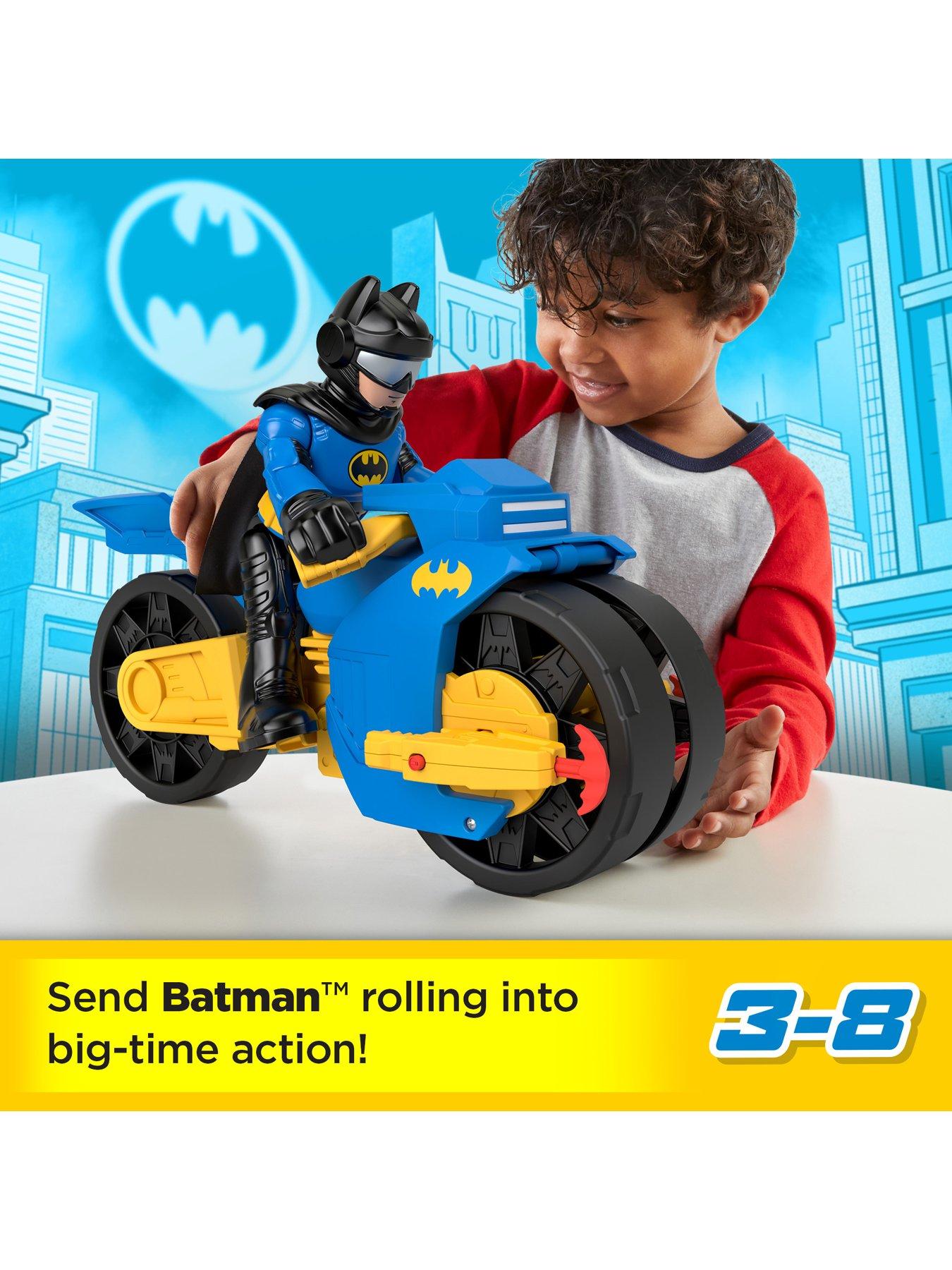 Figura Grande De Batman Imaginext DC Super Friends De 25 Cm Articulada - Con Capa De Tela Azul, Juguete Para Niños De 3 A 8 Años